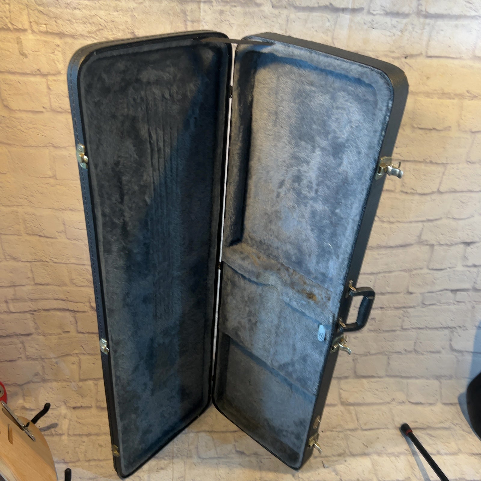 TKL Rectangular Bass Hard Case