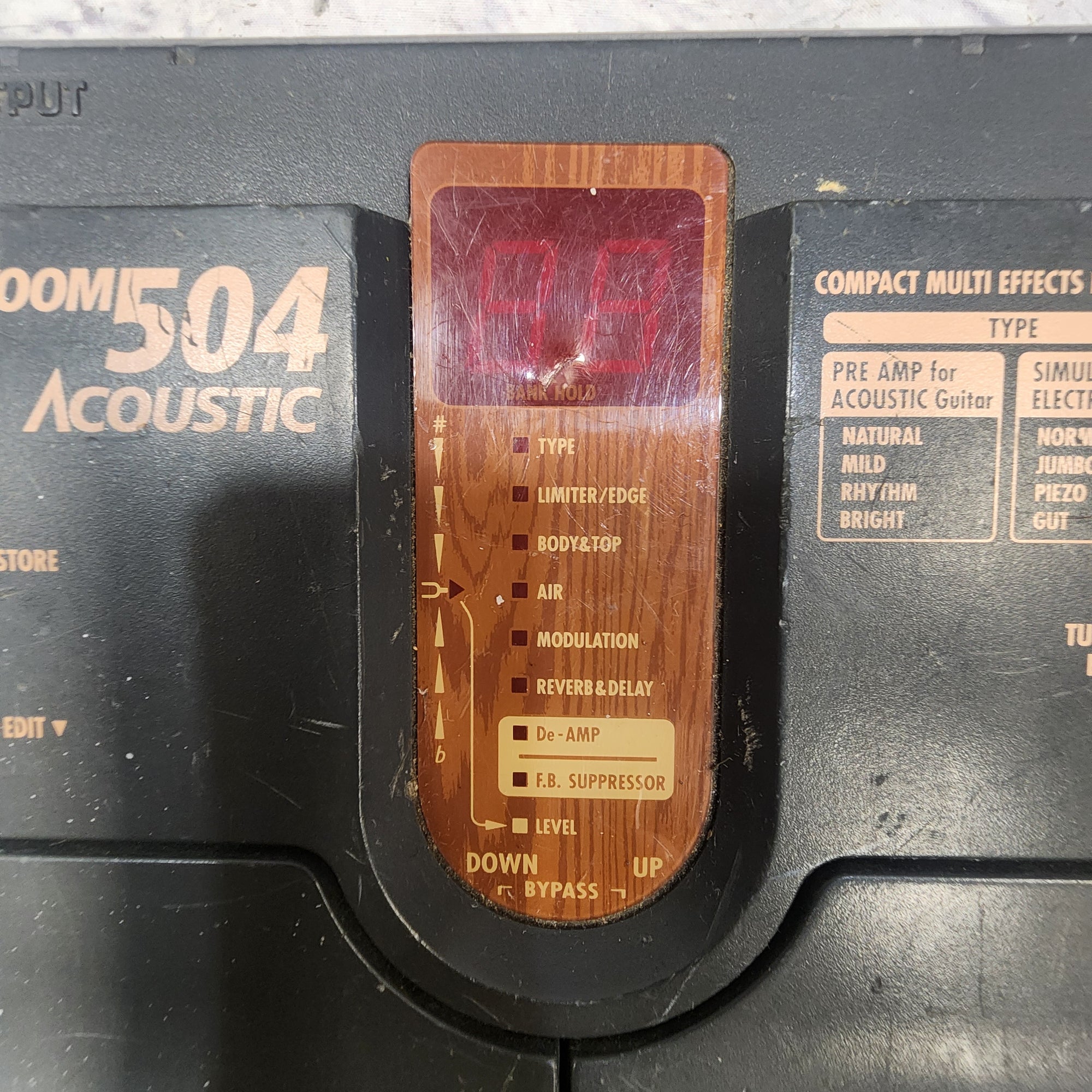 Zoom 504 Multi Effects Pedal for Acoustic Guitar