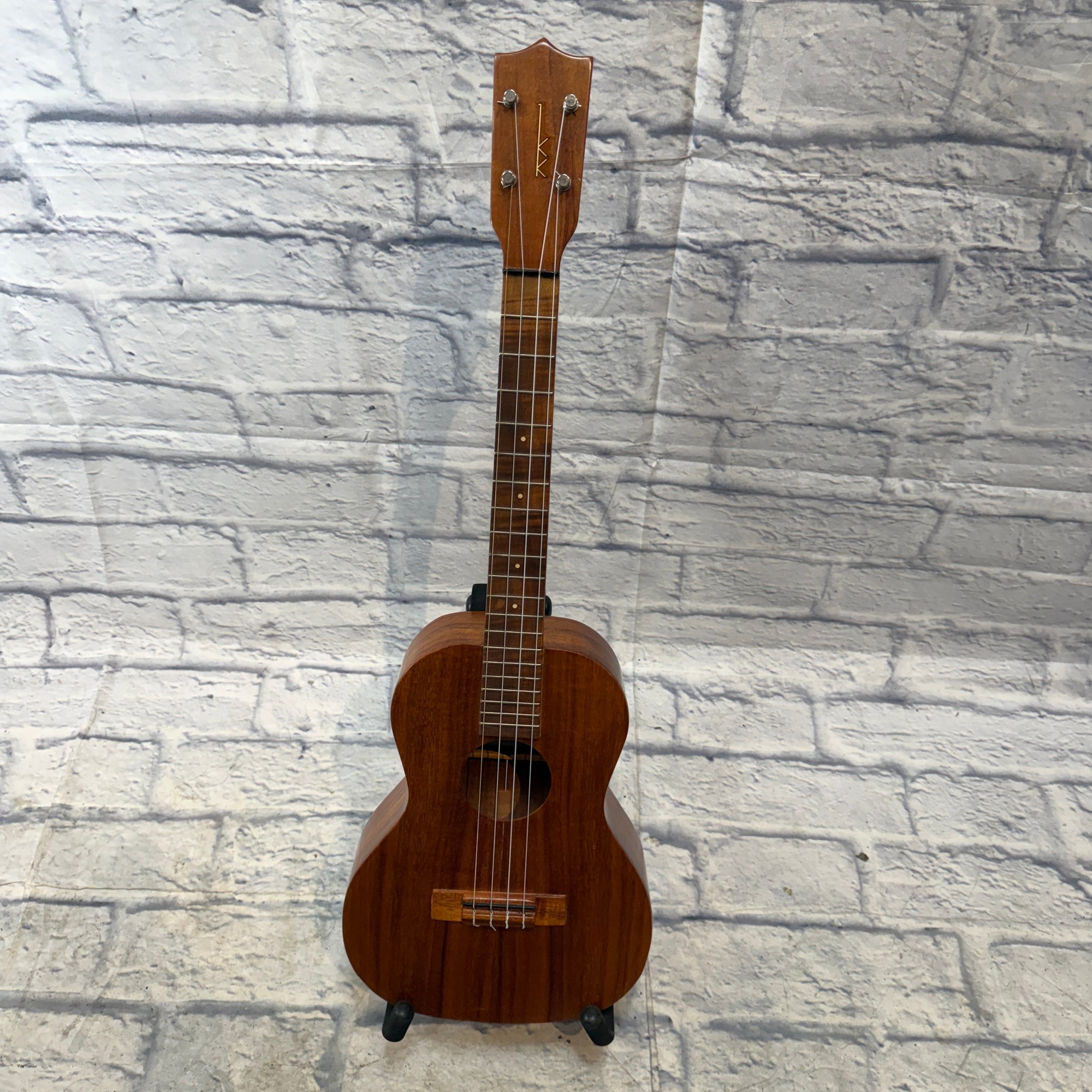 Kamaka Baritone Ukulele HF-4 - Vintage White Label w/ case - AS IS