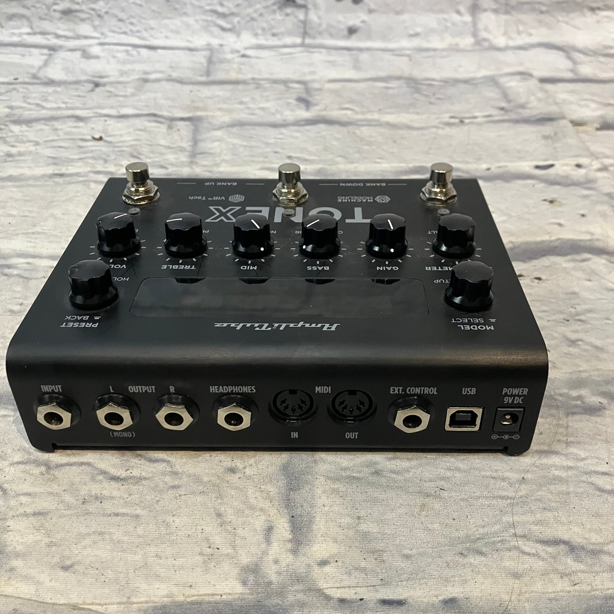 AmpliTube ToneX Amp Sim/Modeler Pedal