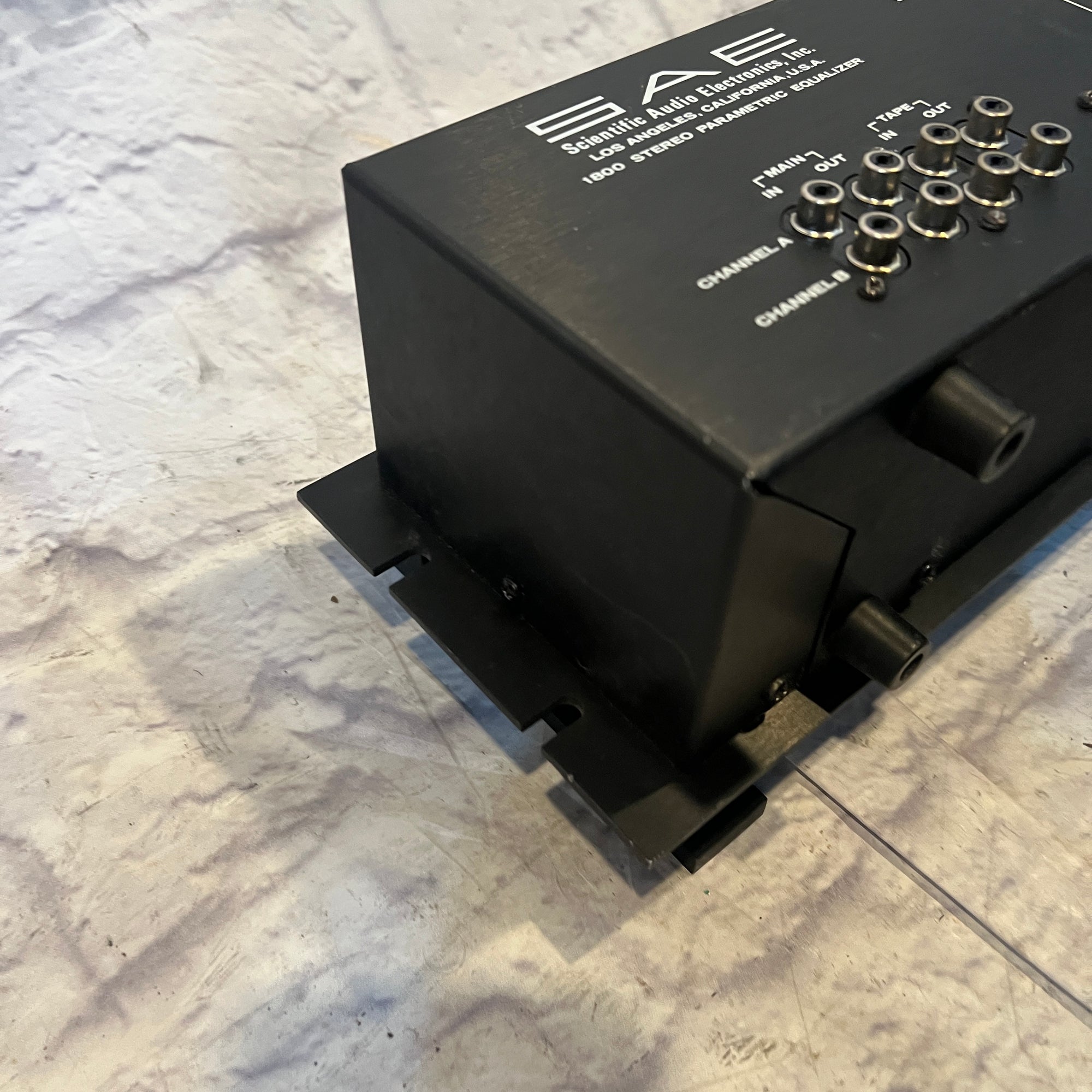 SAE Model 1800 Rack Stereo Parametric EQ
