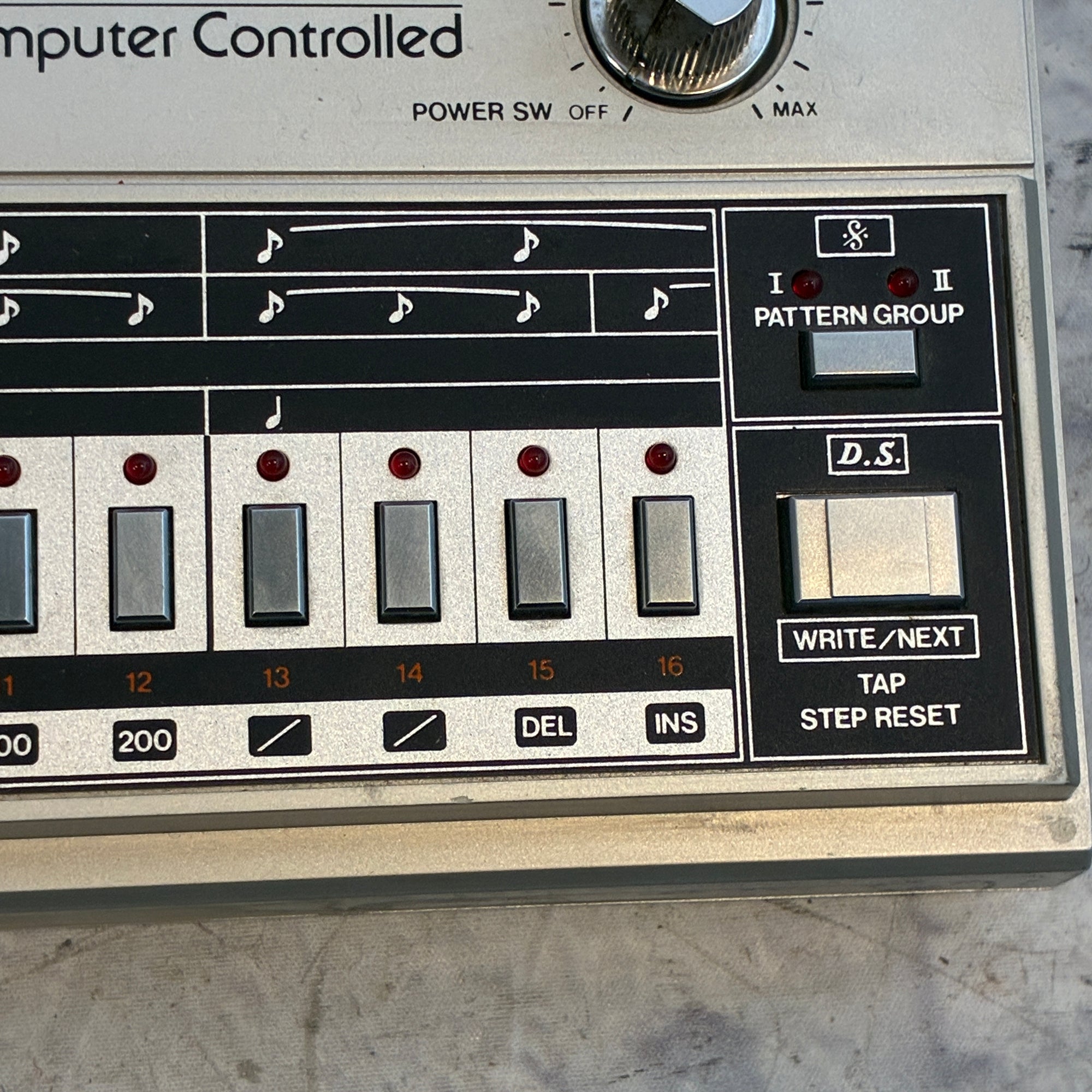 Roland Vintage 1980s TR-606 Drumatix Analog Drum Machine