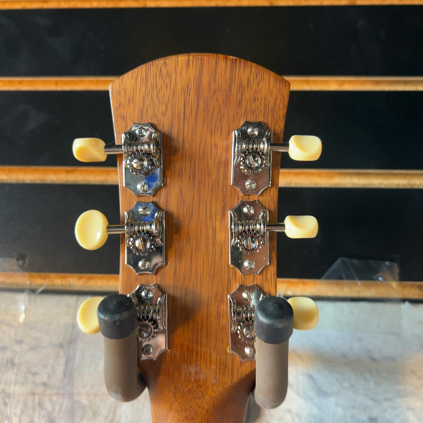 Orangewood T2-NS Acoustic Guitar with Case