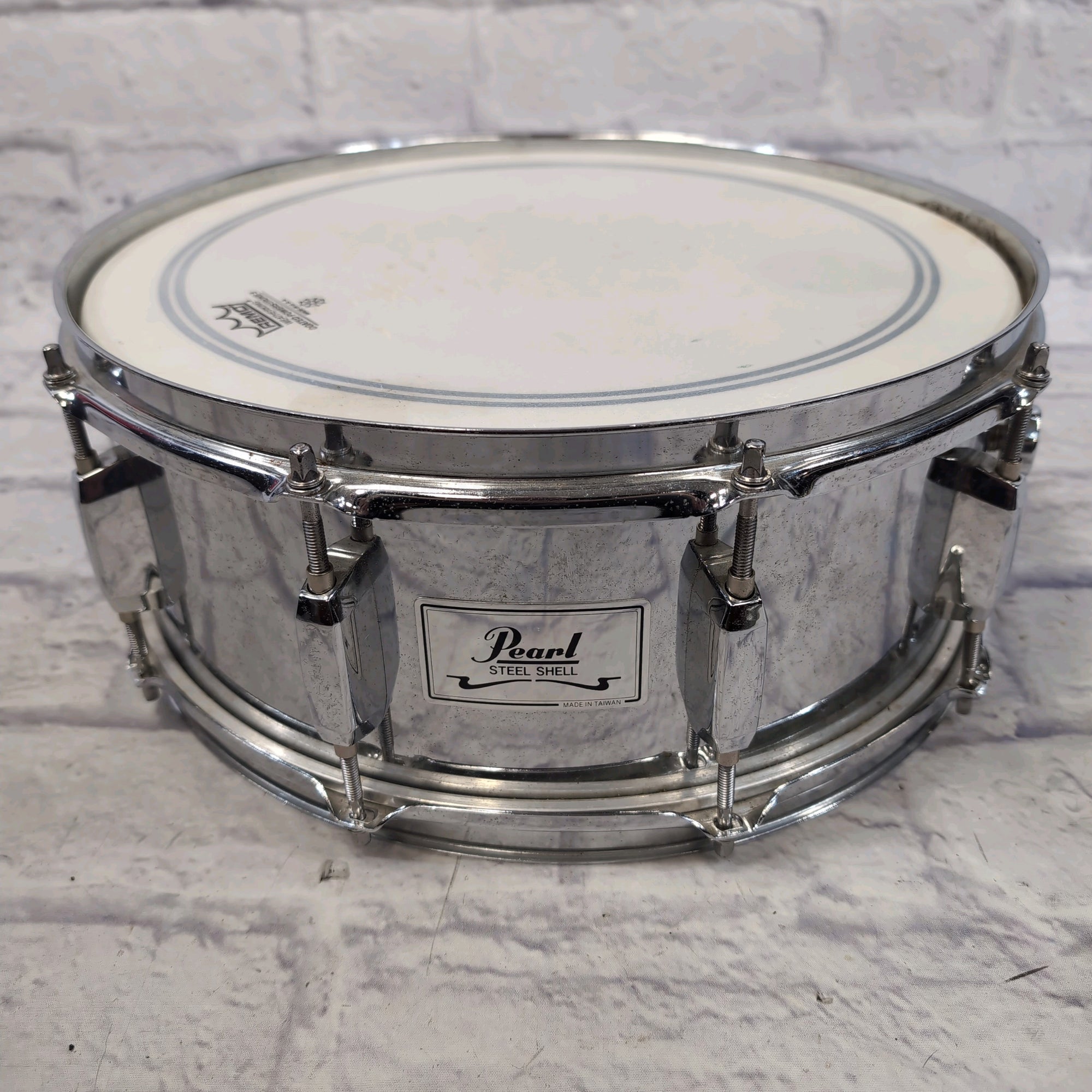 Pearl 14 x 5.5 Steel Shell Snare Drum