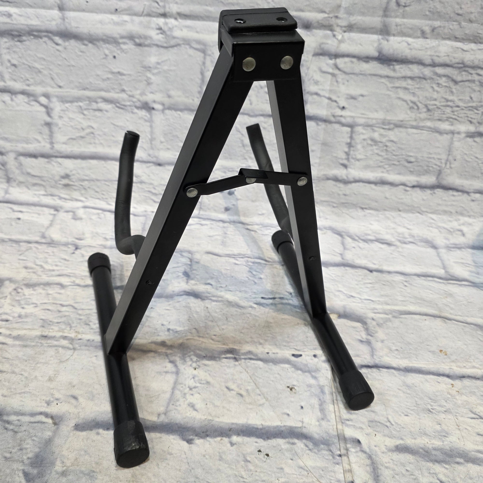 Chromacast Folding Guitar Stand