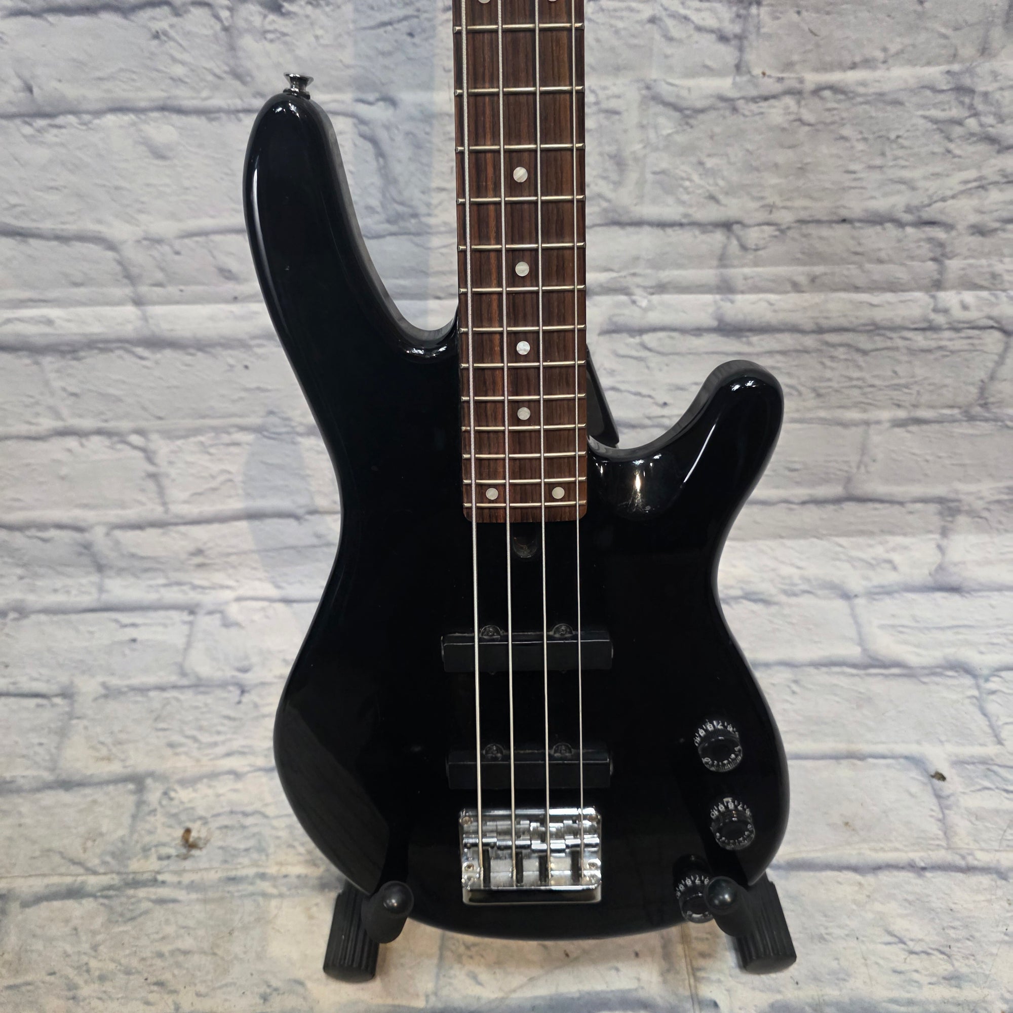 Yamaha BB 404 With Soft Gig Bag  Bass Guitar