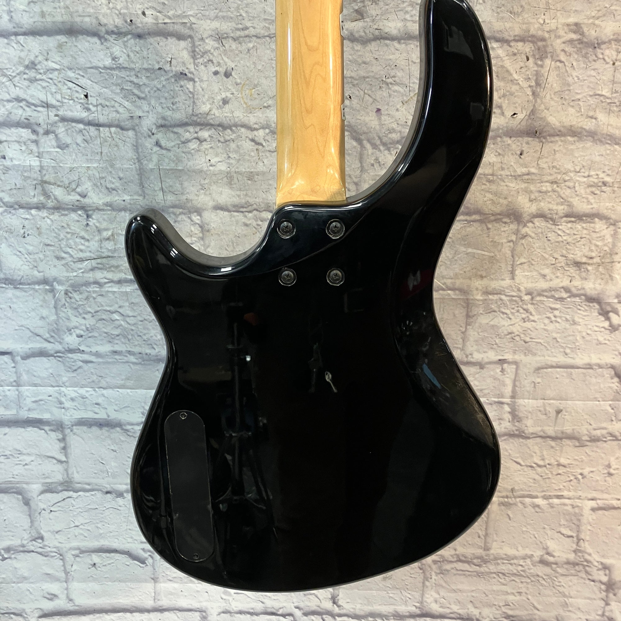 Dean Playmate 4-String Bass Black