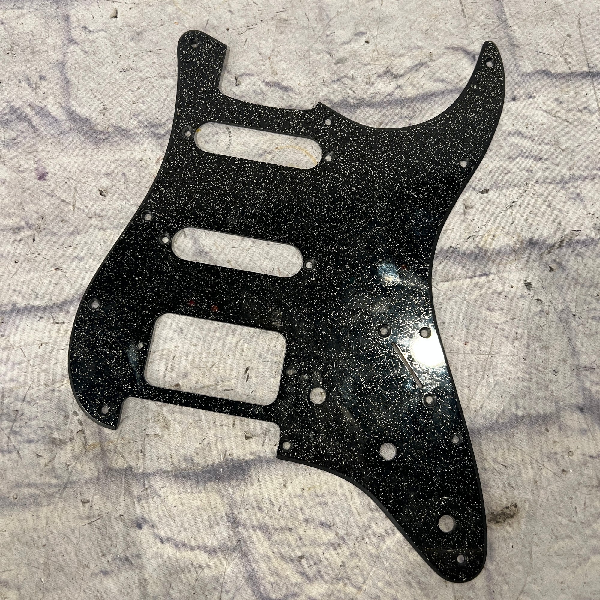 Squier Stratocaster Pickguard