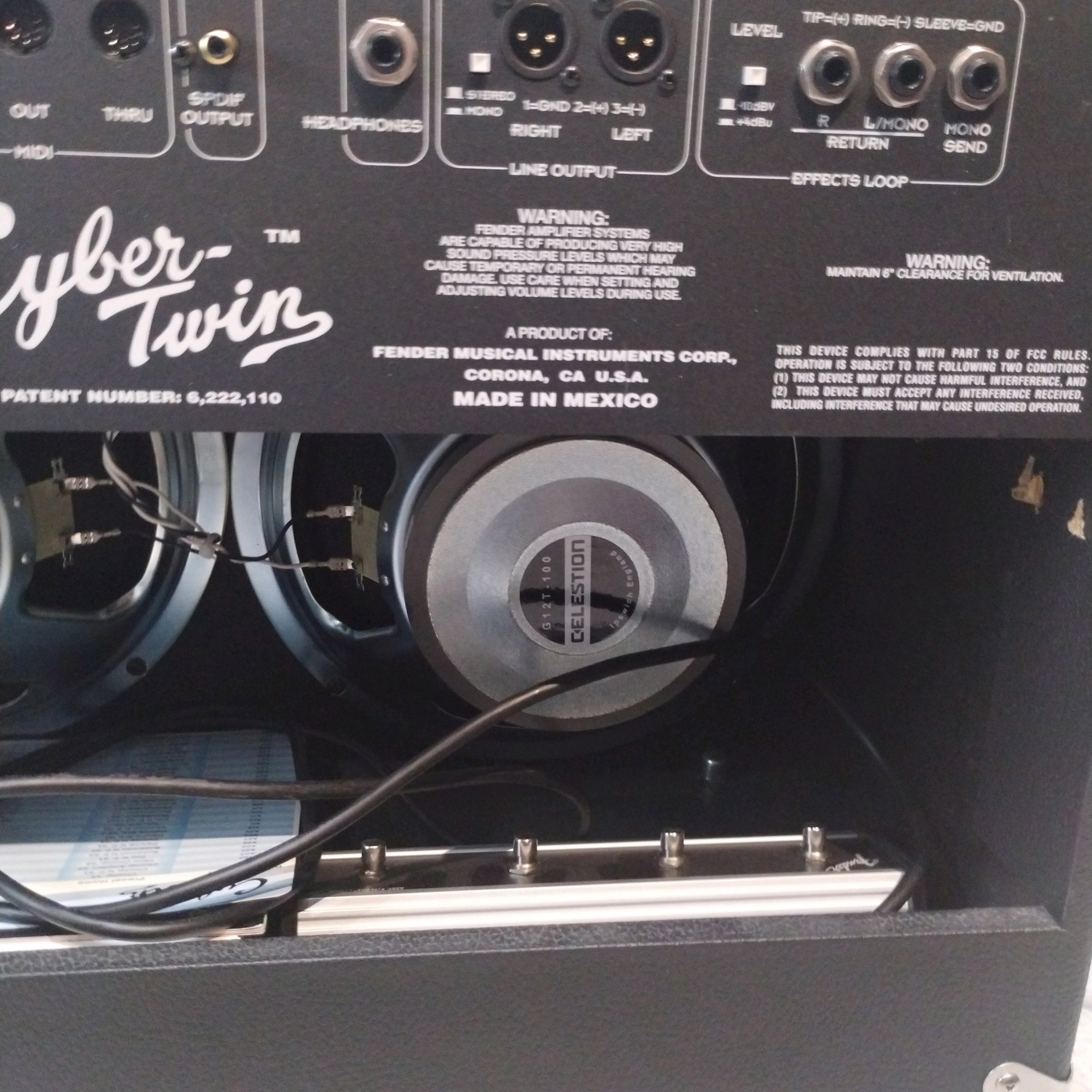 Fender Cyber Twin Combo Amp with Cover and 4-Button Footswitch Guitar Combo Amp