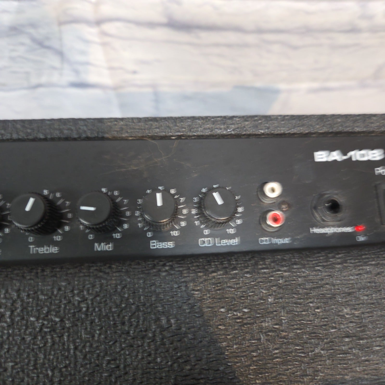 Ampeg BA-108 Bass Guitar Combo Amp