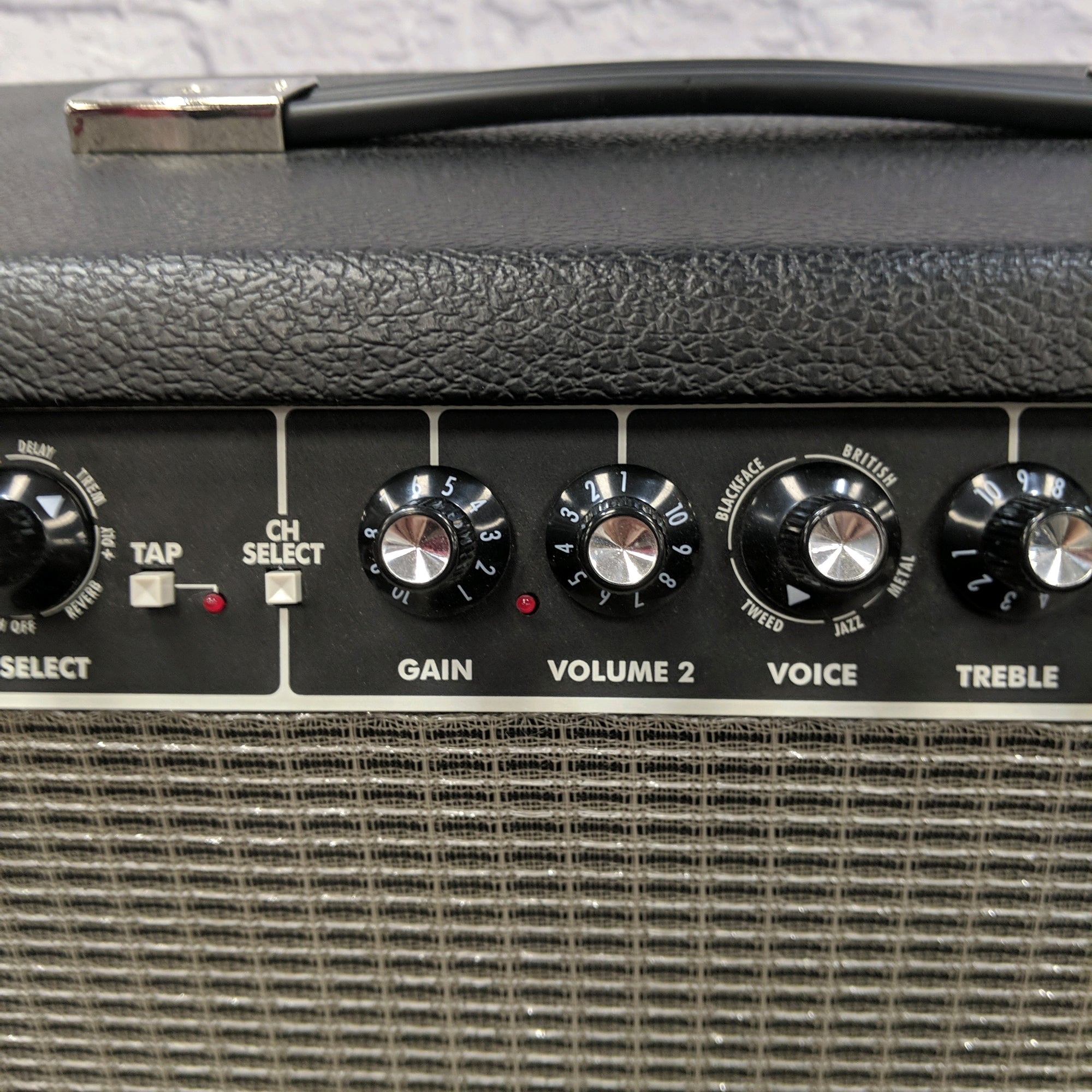 Fender Champion 100 Guitar Combo Amp Guitar