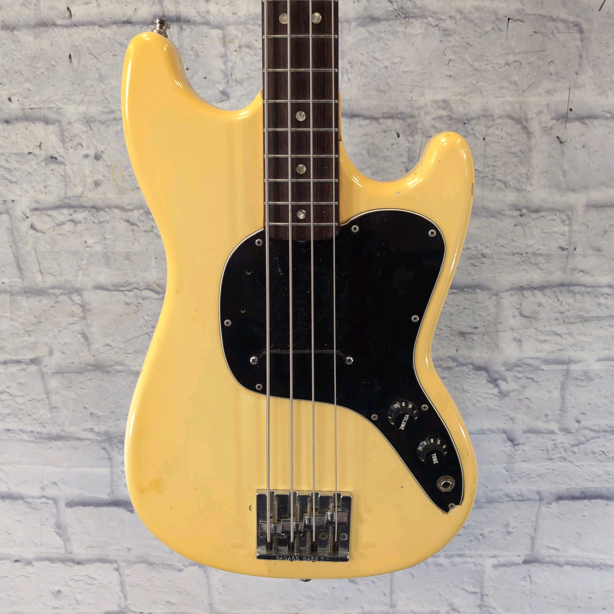 Vintage Fender Musicmaster 4 String Bass Guitar USA 1977 - 1978 w/ OHSC