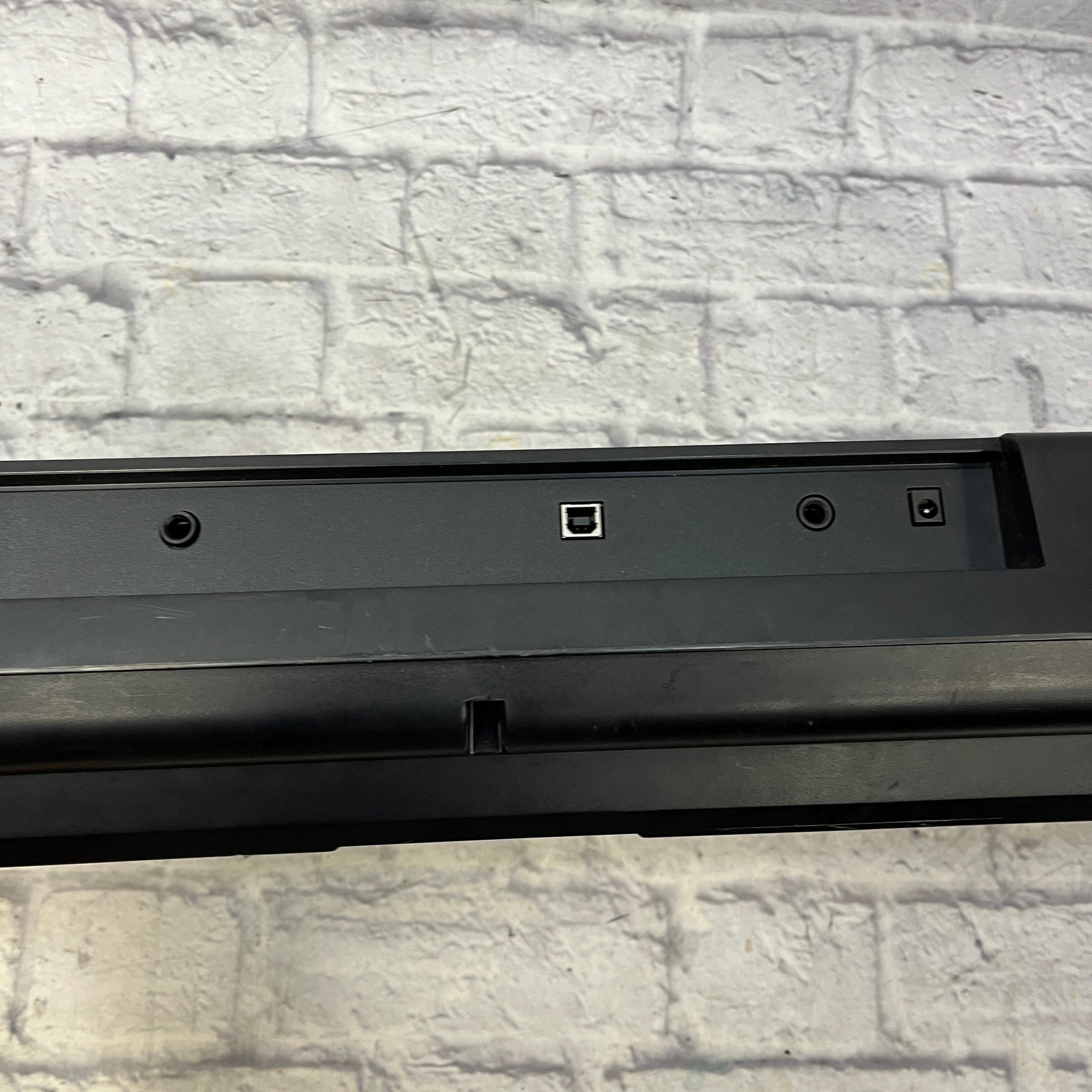 Yamaha PSR-E333 Digital Piano