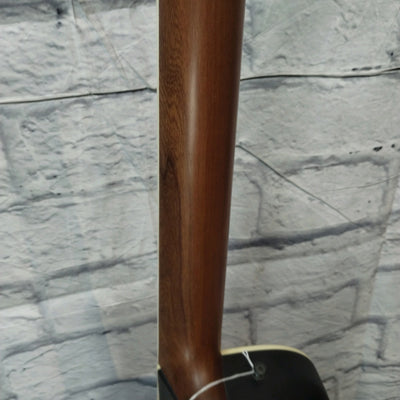 Ovation Celebrity CC074 Acoustic Bass Guitar