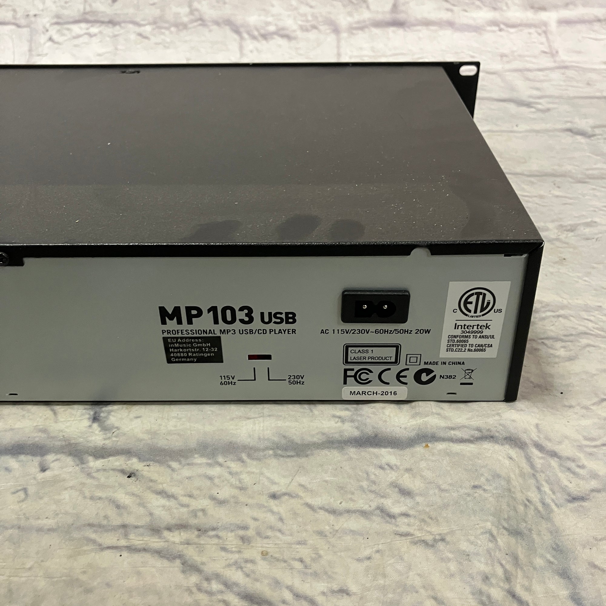 Numark MP103 USB DJ Rack