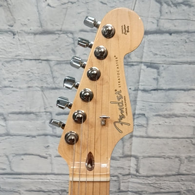 Fender 2019 American Professional Stratocaster Maple Fingerboard - Natural w/ Hard Case