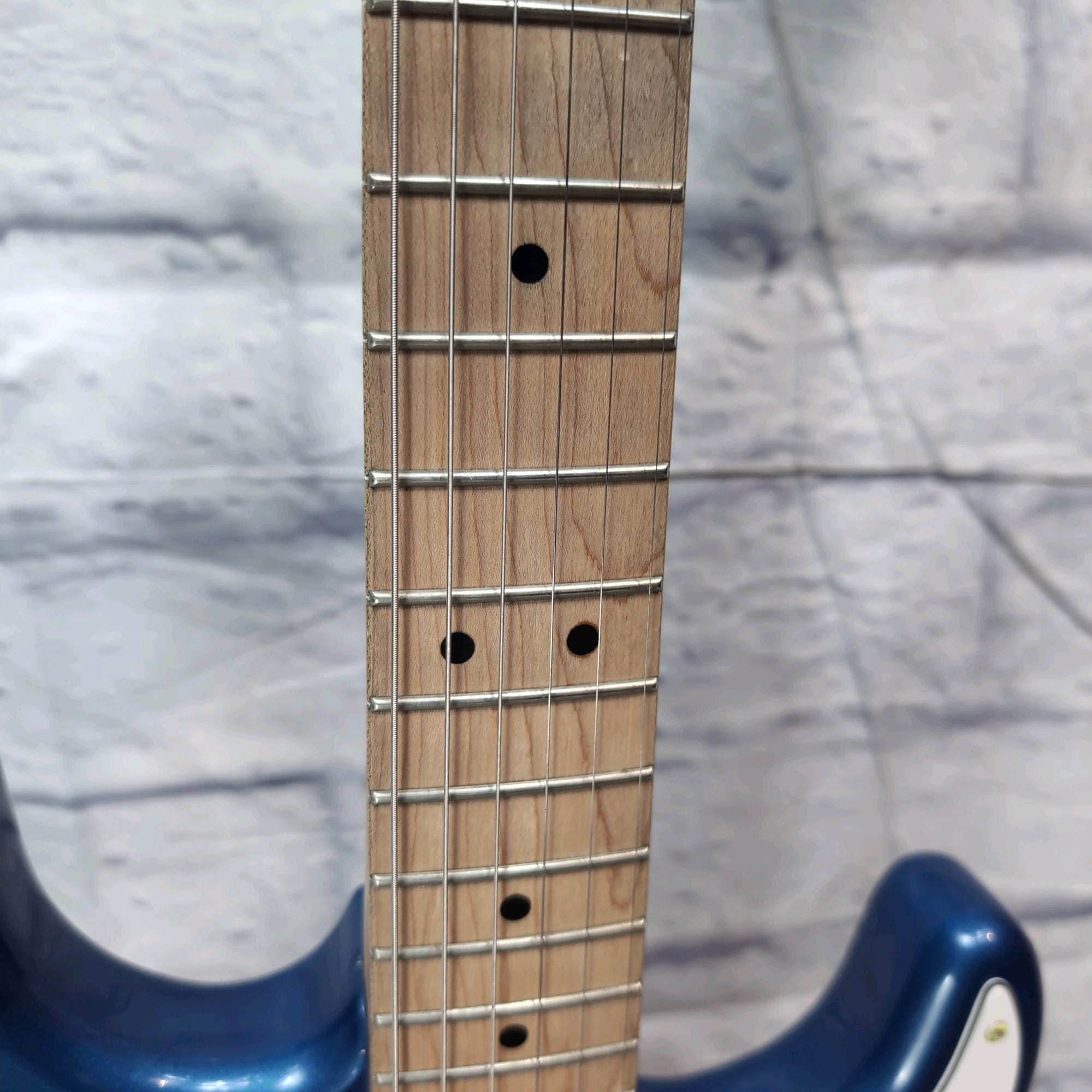 Squier Affinity Stratocaster Lake Placid Blue Electric Guitar