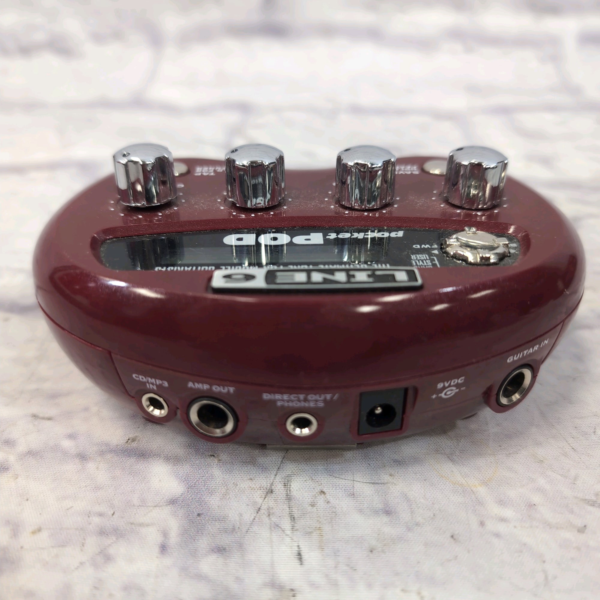 Line 6 Pocket POD Multi-Effect and Amp Modeler