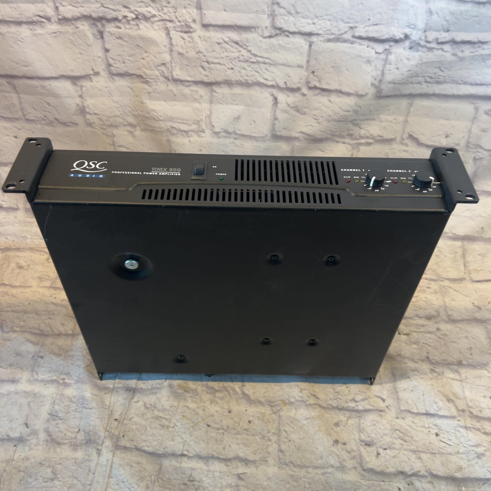 QSC RMX850 Power Amp