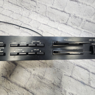 Roland  U-220 Digital Rack Synthesizer