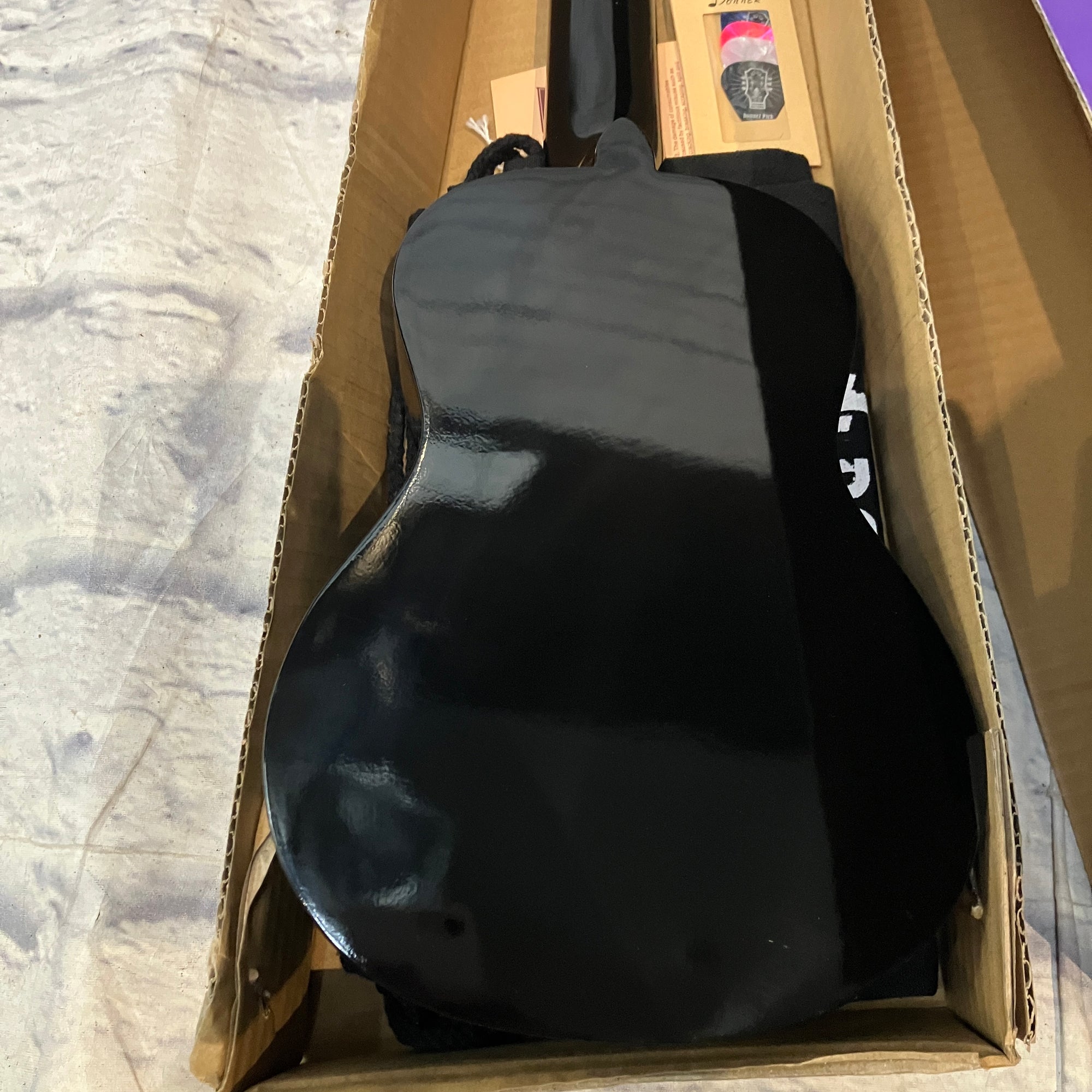 Donner Ukulele - Black
