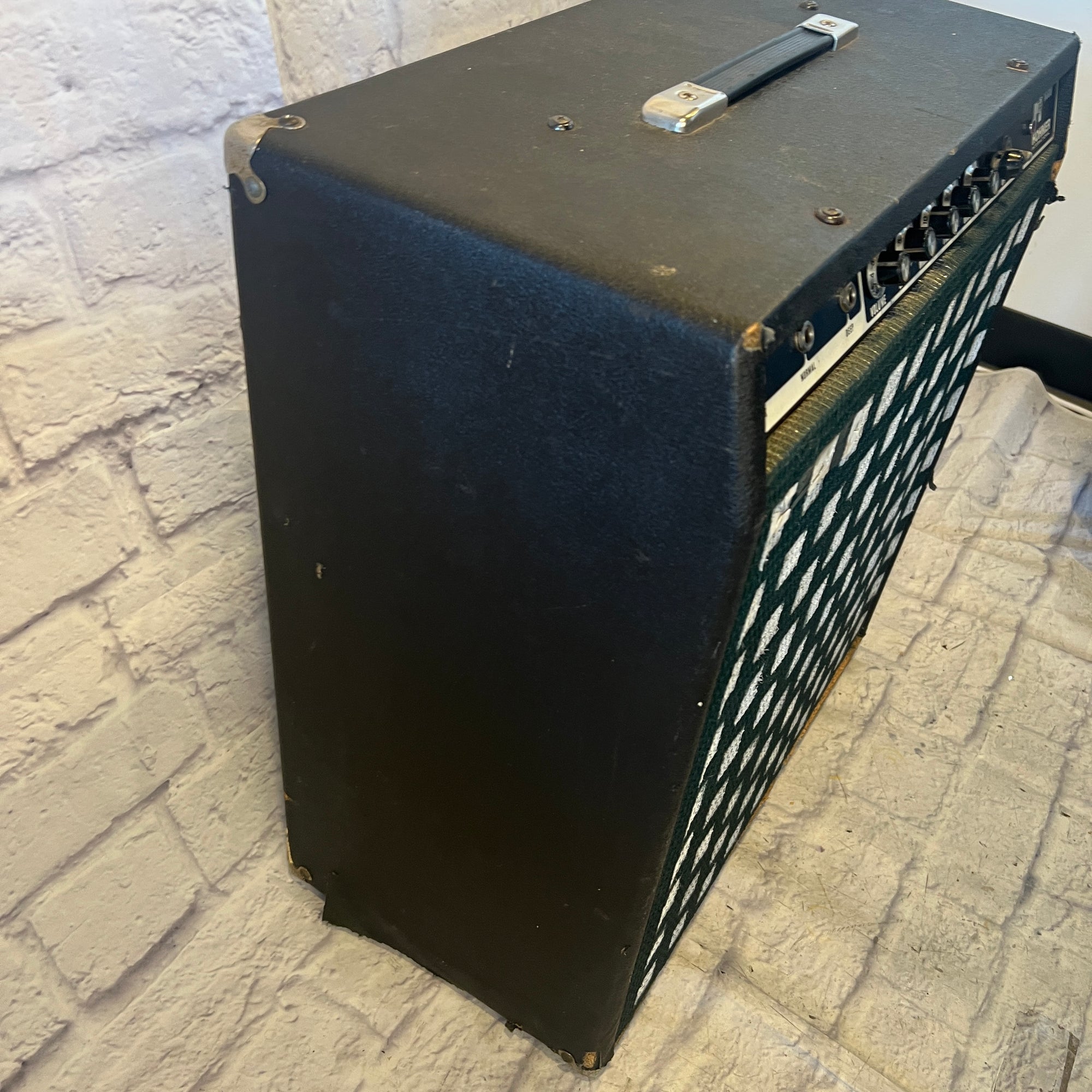 Hohner H1550 Bass Guitar Combo Amp