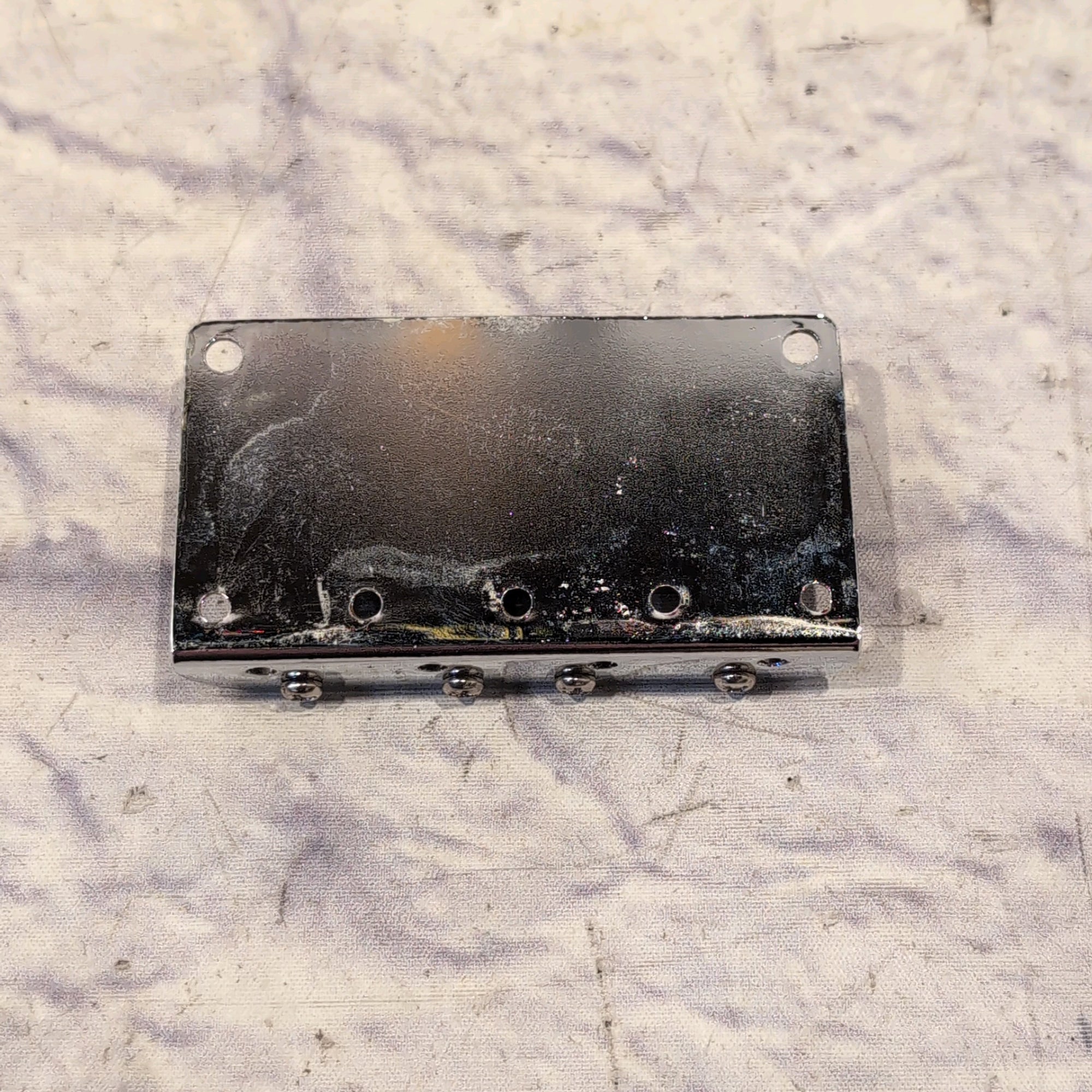 Unknown 4 String Bass Guitar Bridge