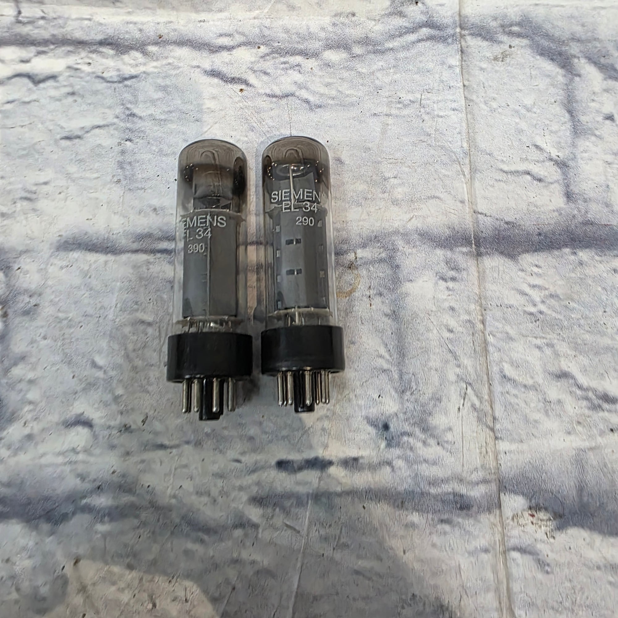 Siemens EL34 390 Tube Pair Amplifier Tubes