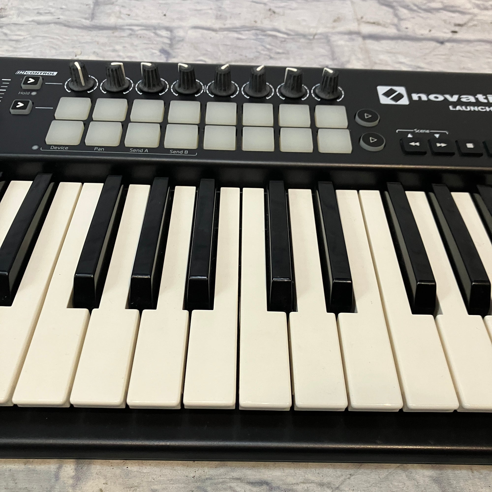 Novation Launchkey 25