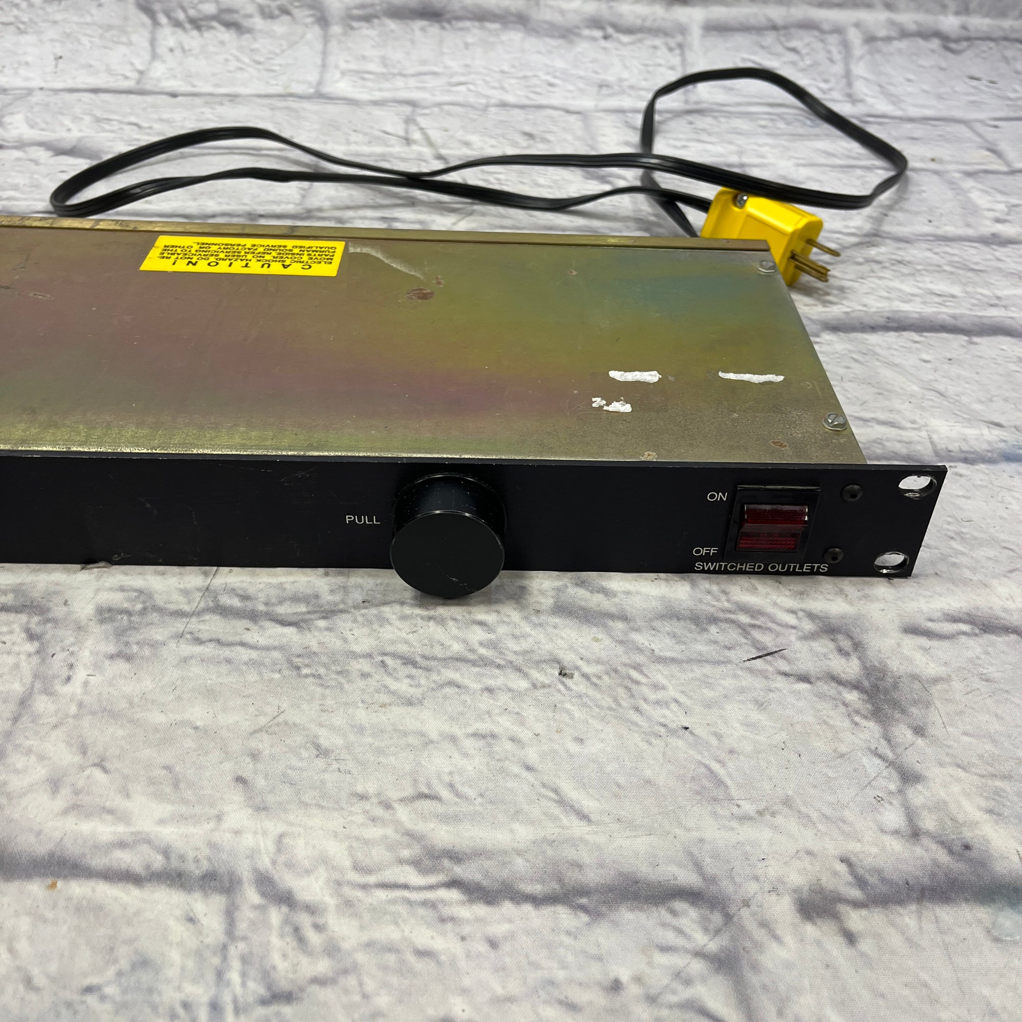 Furman PL-8 Power Conditioner
