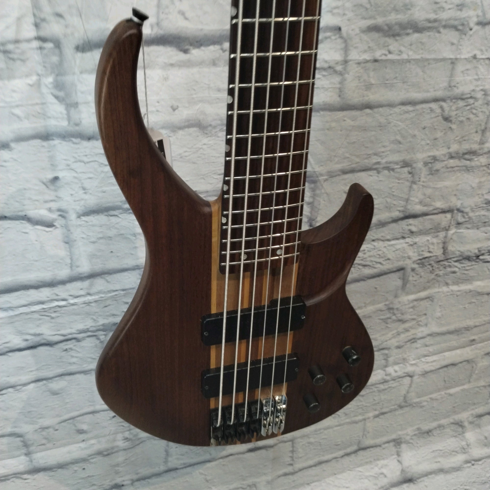 Peavey Grind 6-String NTB Neck Through Bass