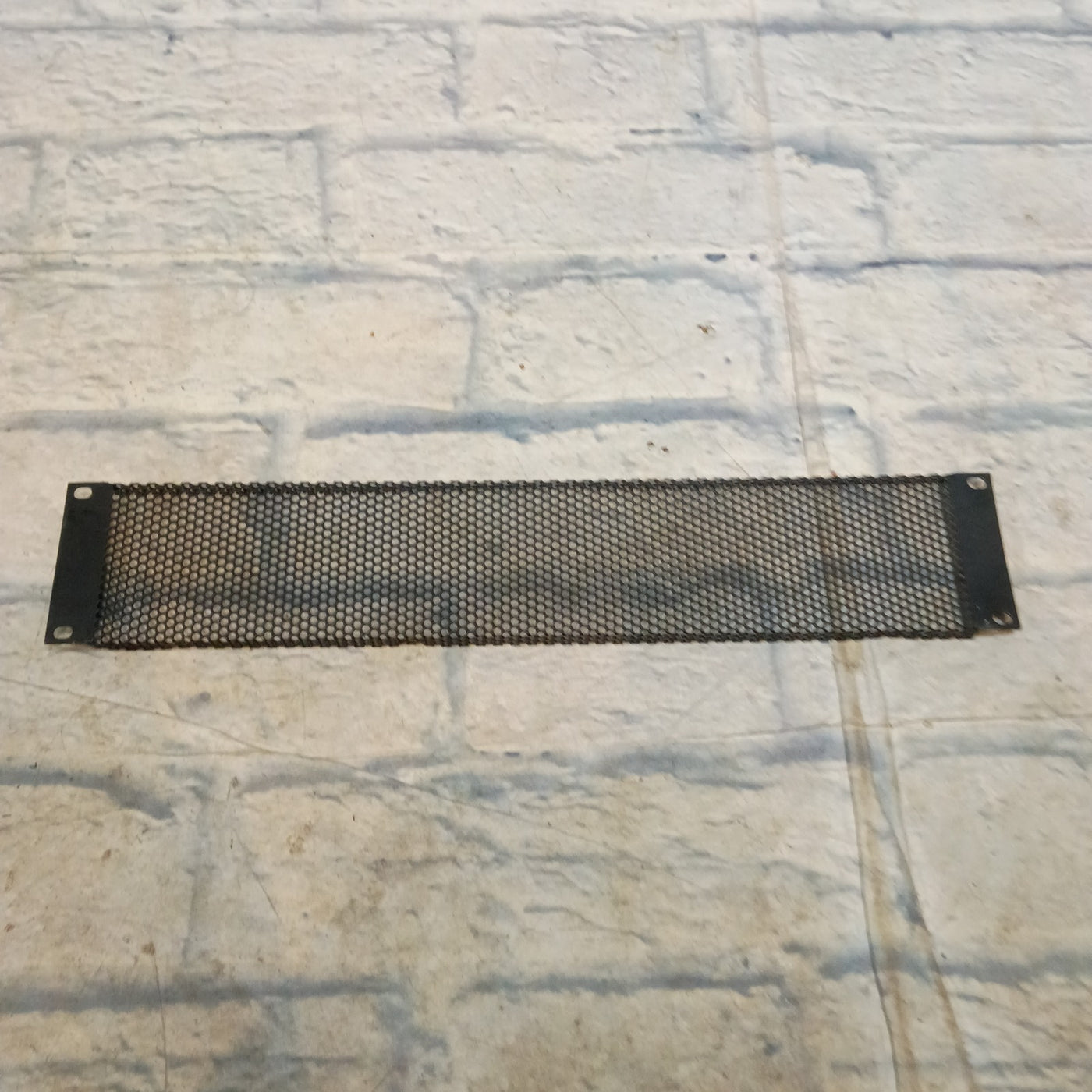 Unknown 2U Rack Grill