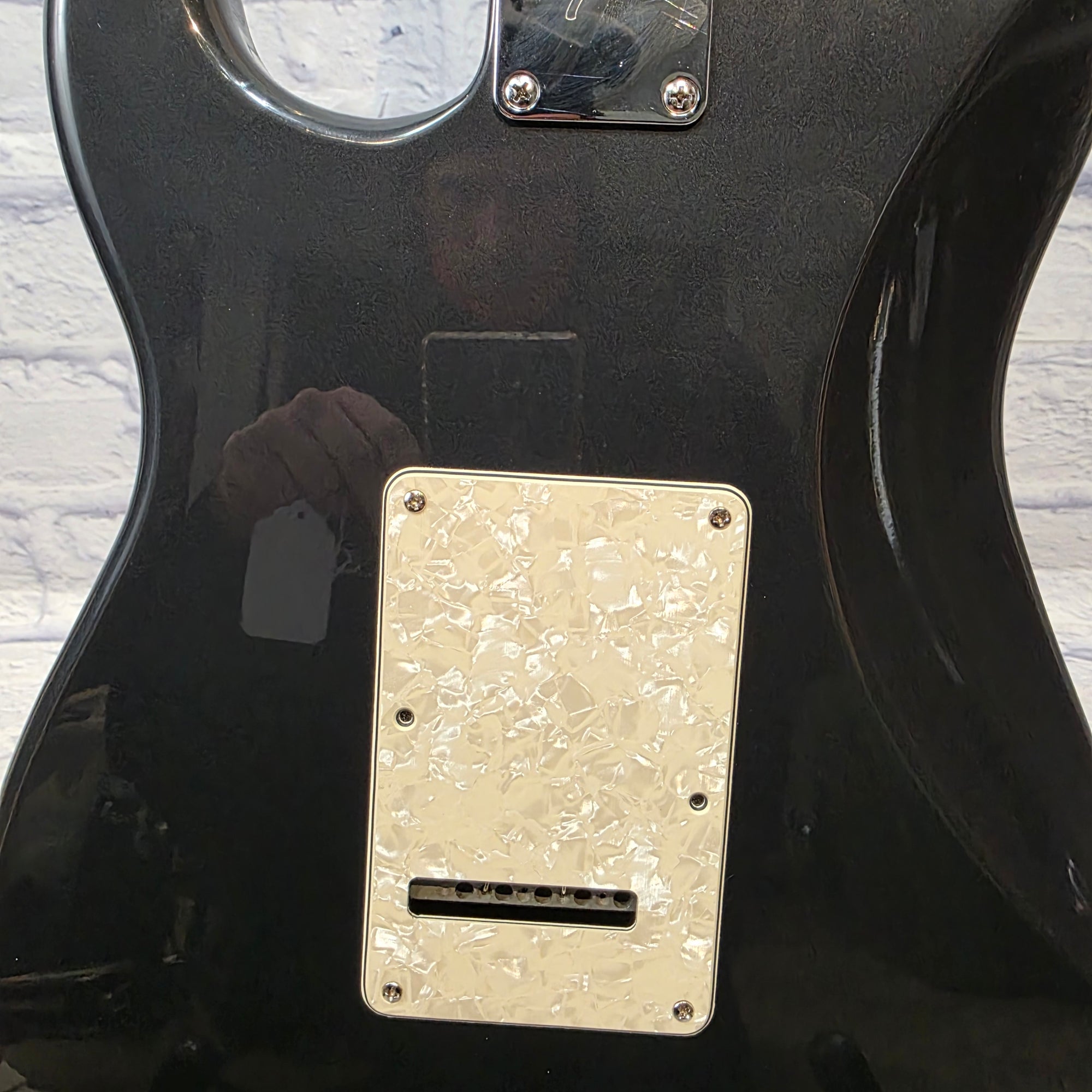 Squier Affinity Stratocaster HSS 2022 - Grey Electric Guitar