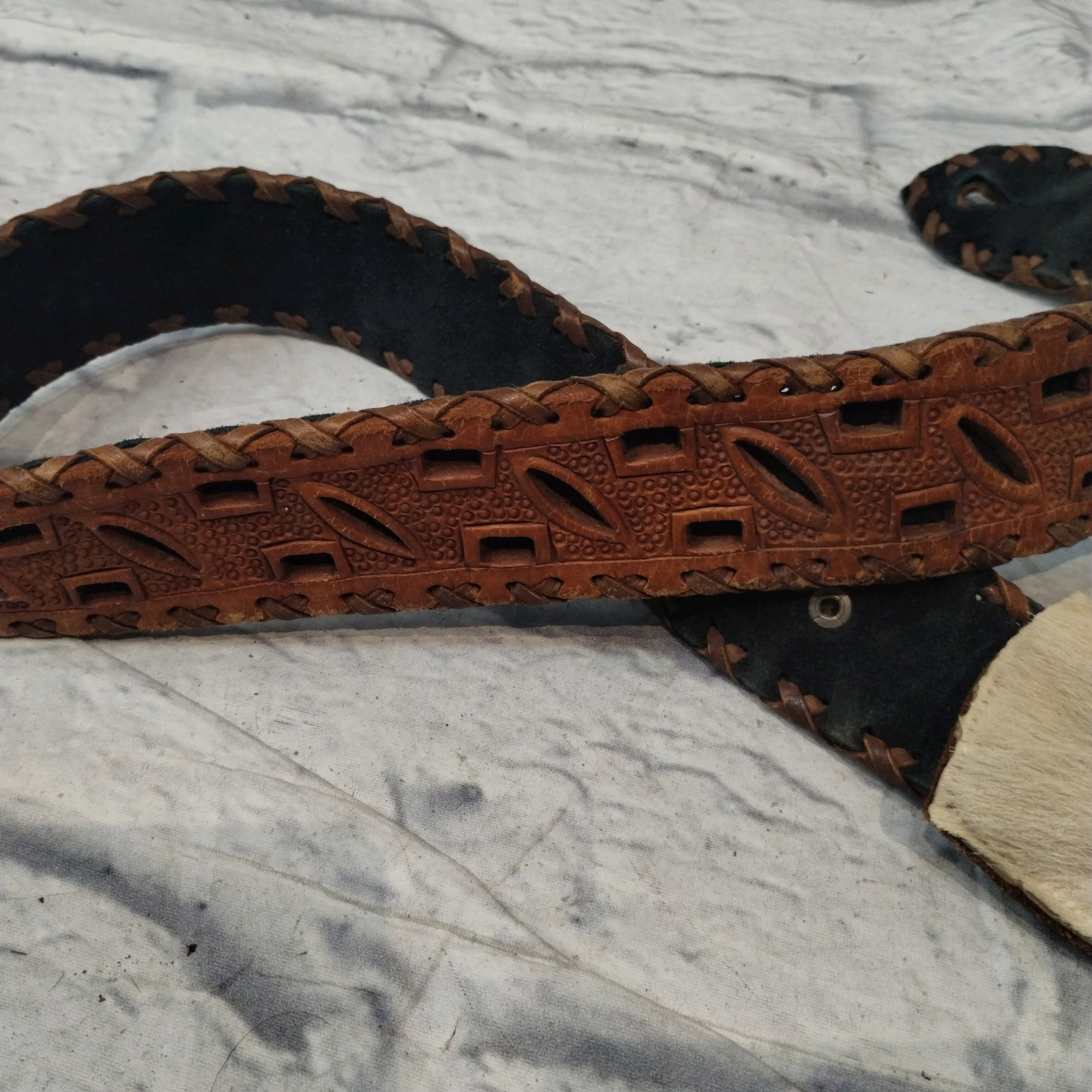 Unknown Handmade Leather Guitar Strap