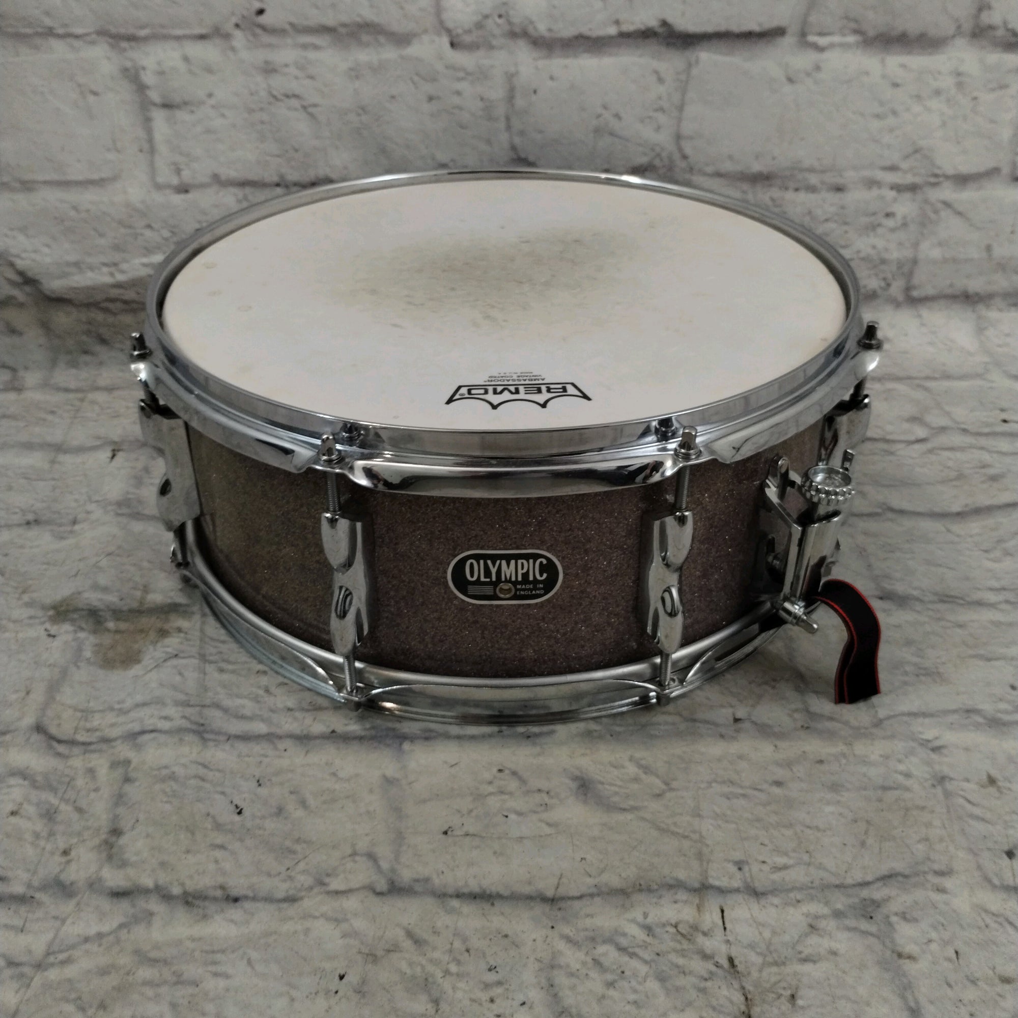 Vintage Olympic Snare Drum Silver Sparkle 5 x 14