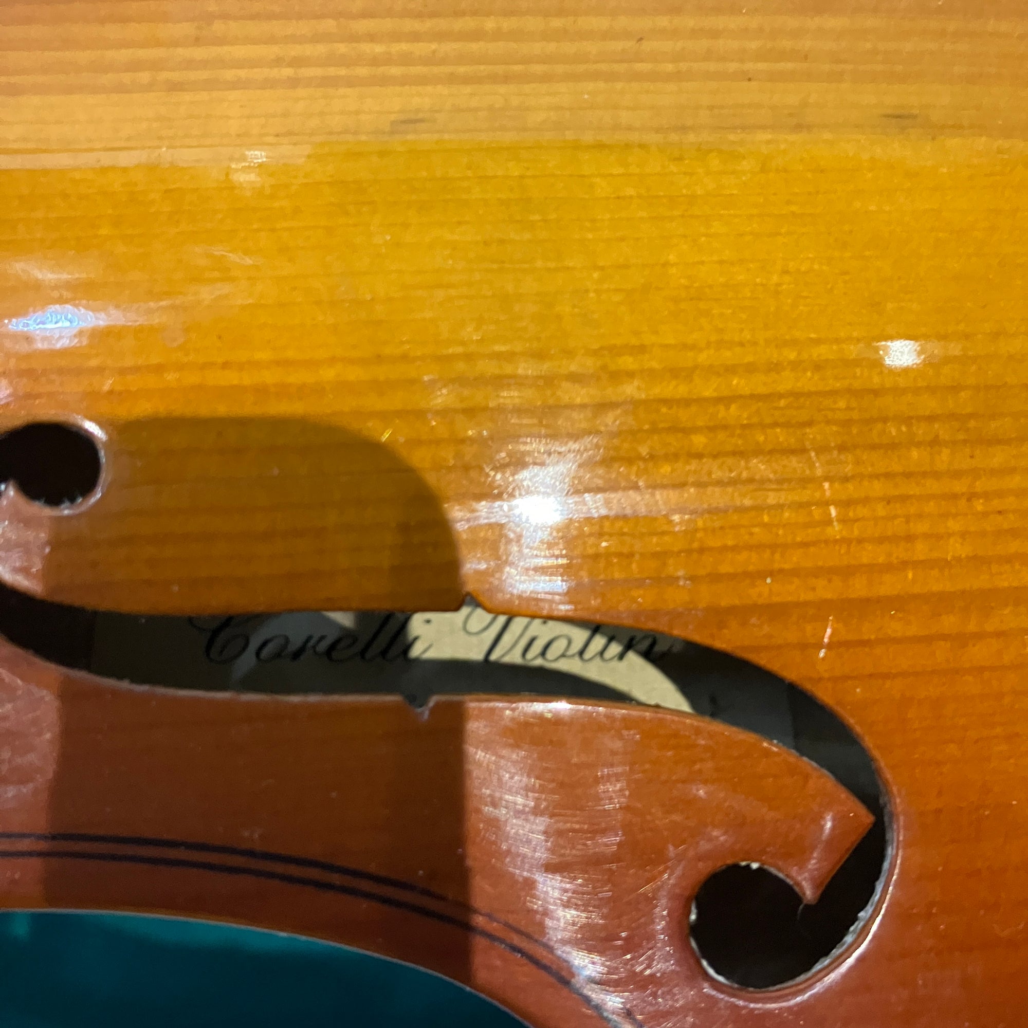 B&J Music Corelli Violin Full Size 4/4 with Bow and Case