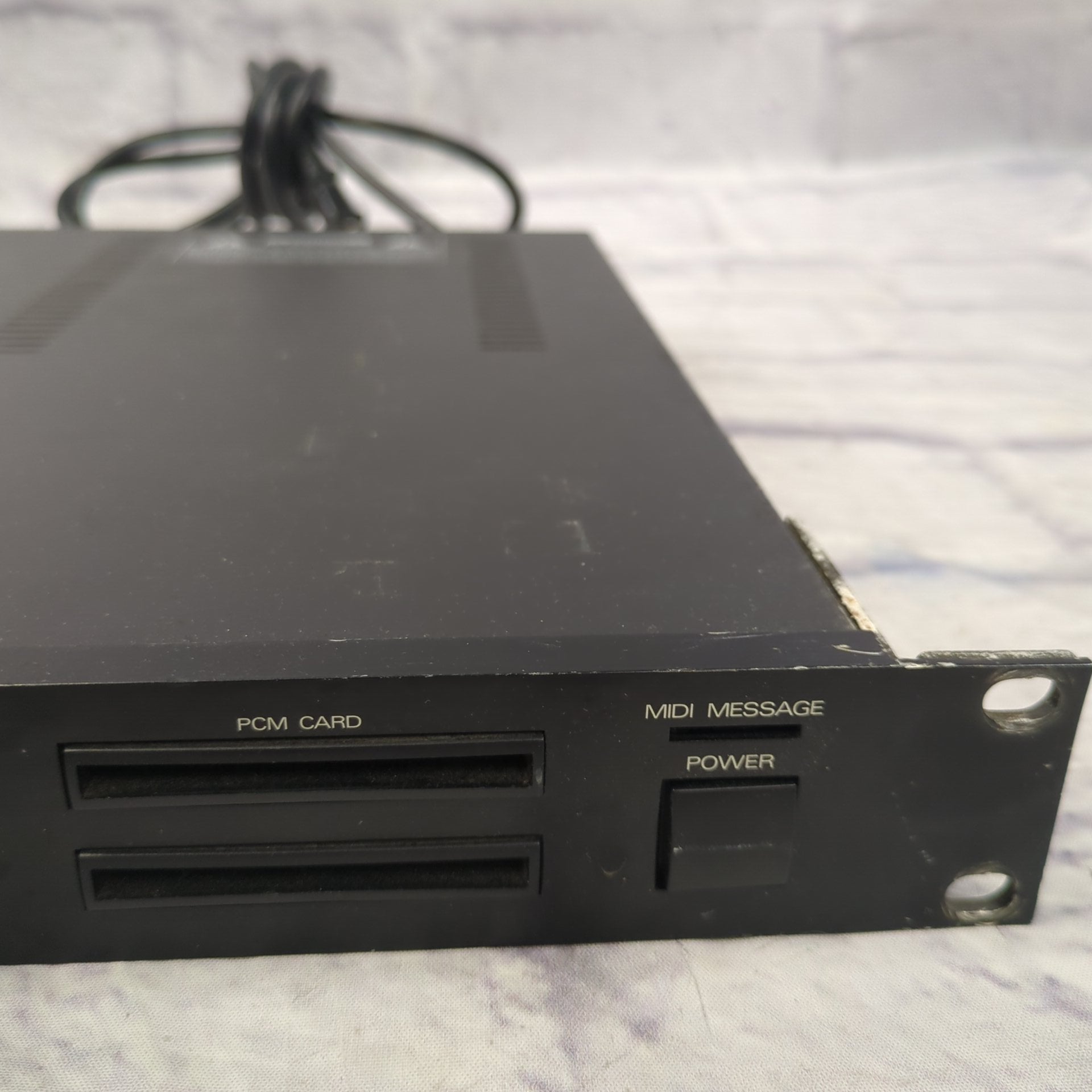 Roland U-220 Rack Synthesizer Module