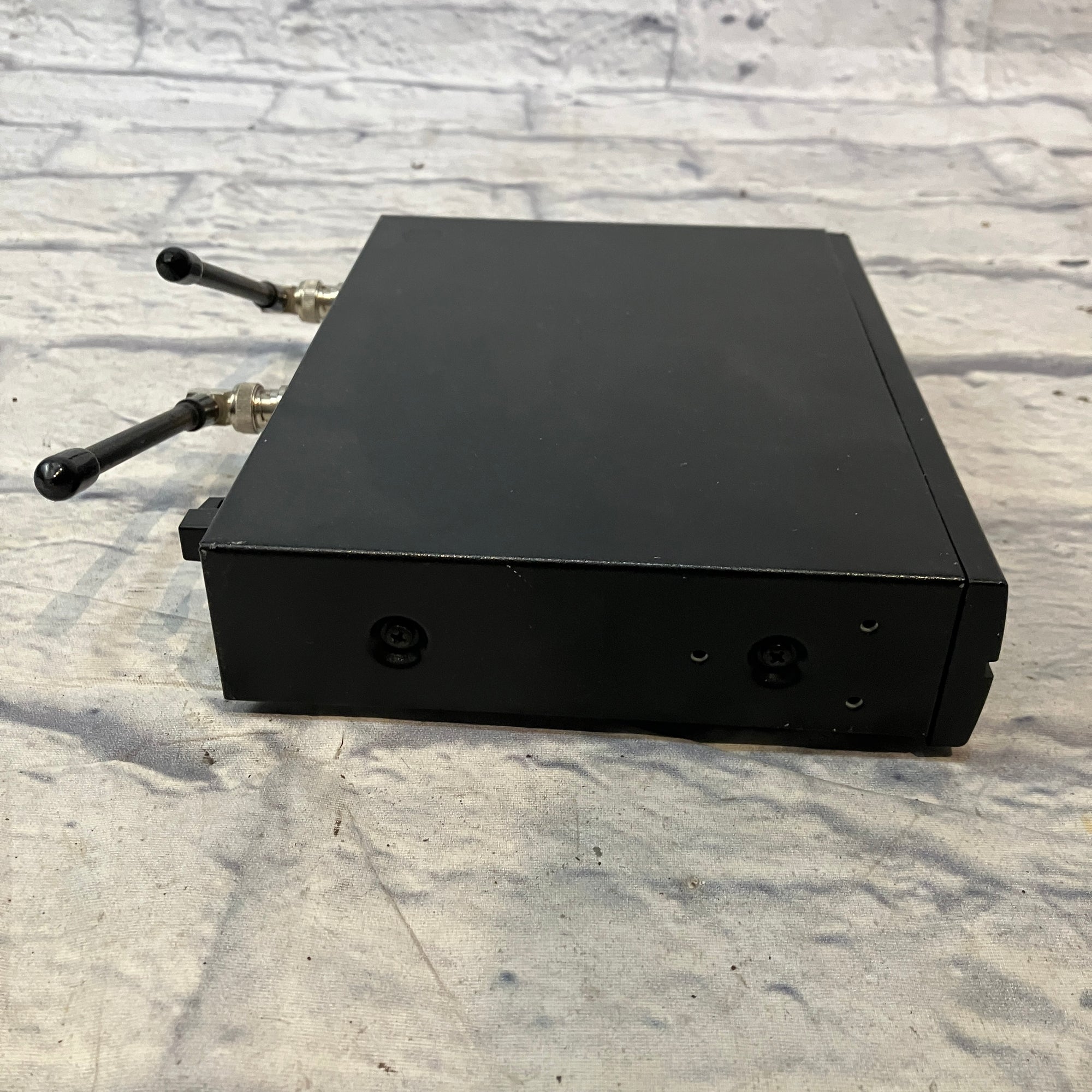 Audio Technica ATW-R2100a Wireless Receiver