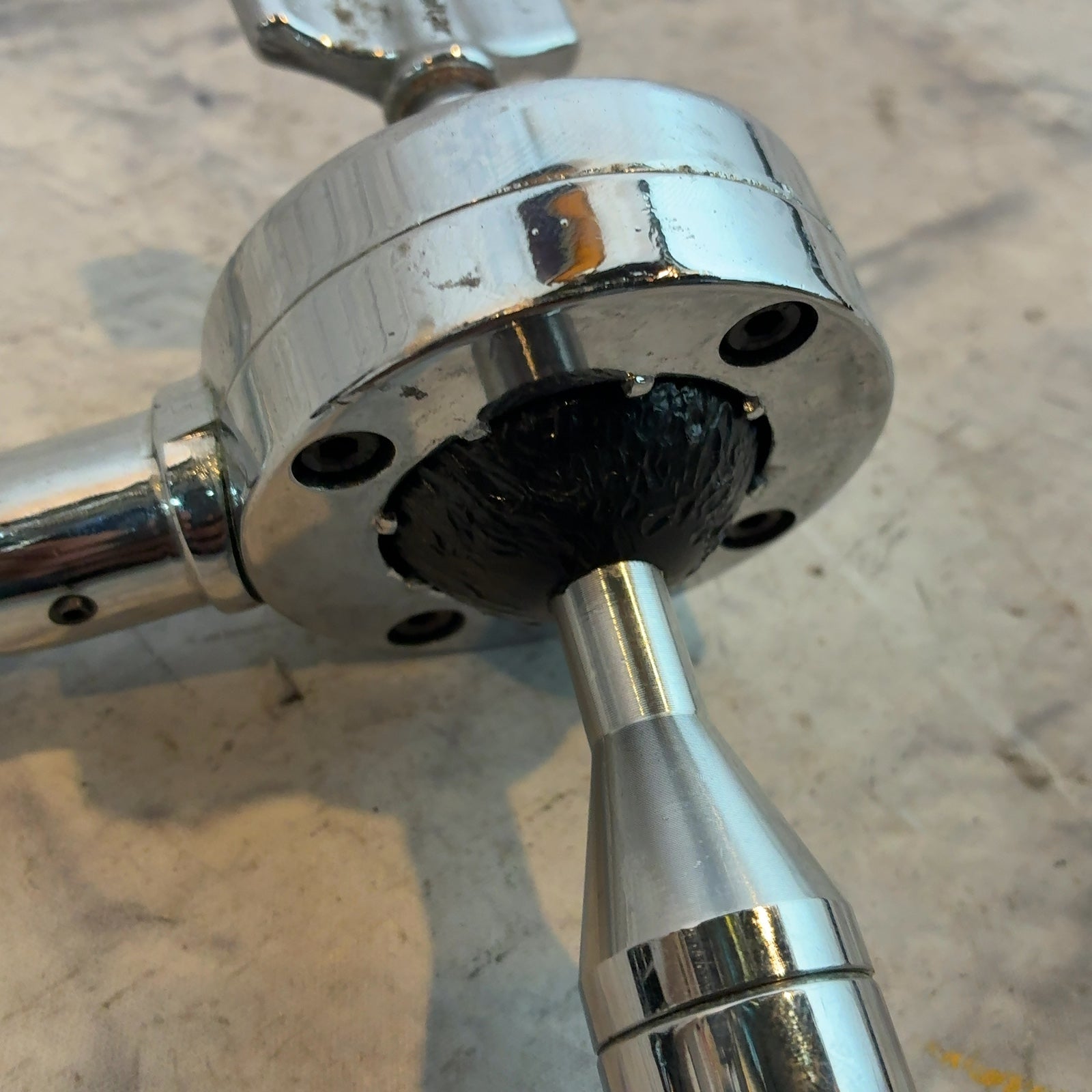 Gibraltar Single Tom Ball Mount w/ L Bracket