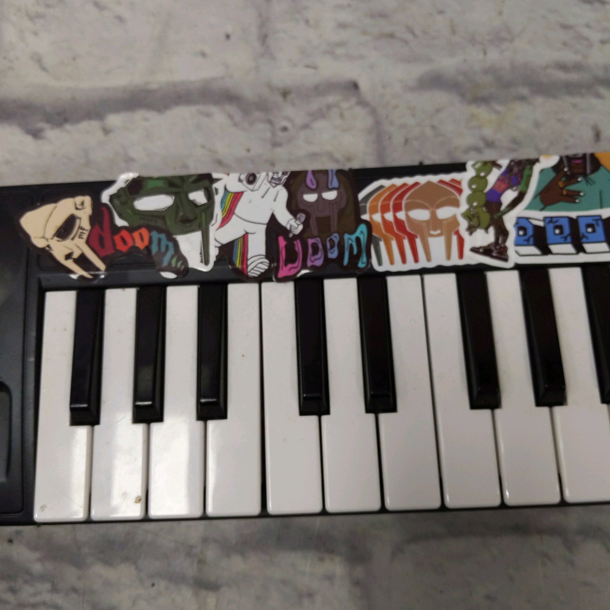 Unknown Miditech USB Midi Controller With Stickers Controller