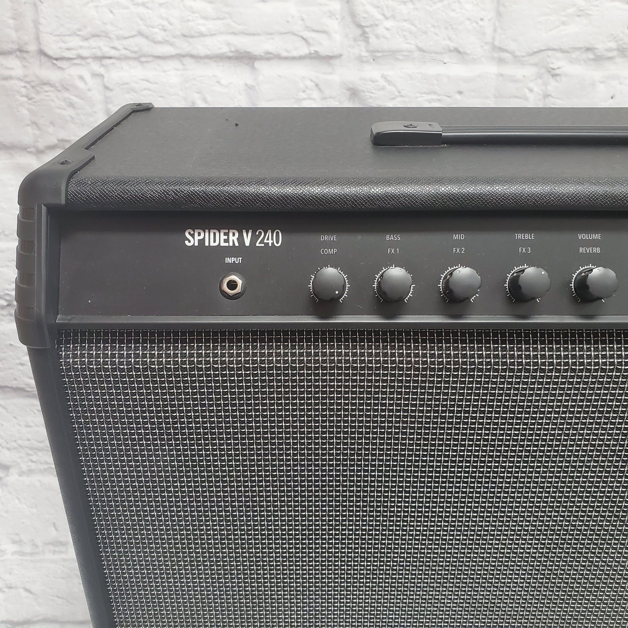 Line 6 Spider V 240 Guitar Combo Amplifier (240 Watts, 2x12")