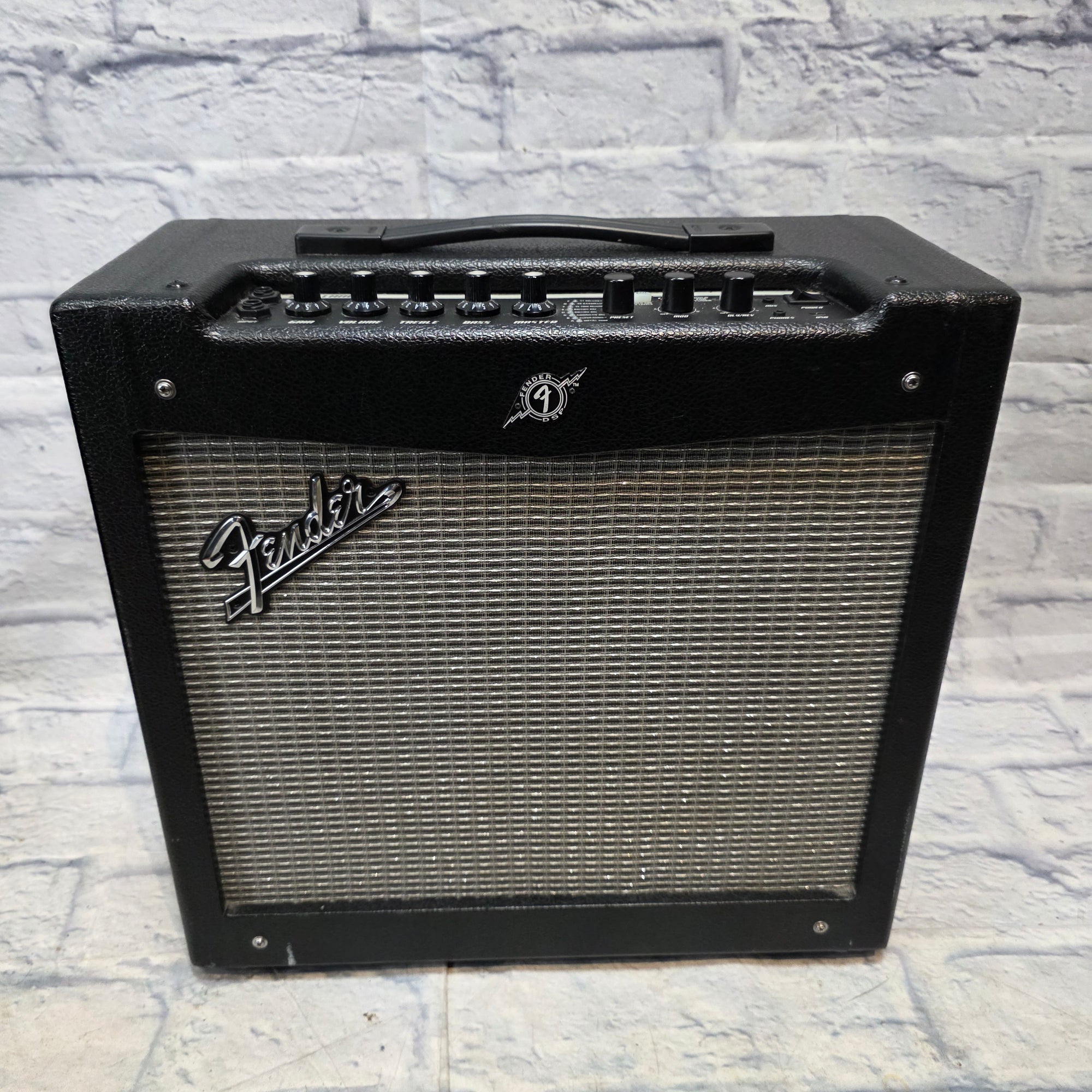 Fender  Mustang v.2 Guitar Combo Amp