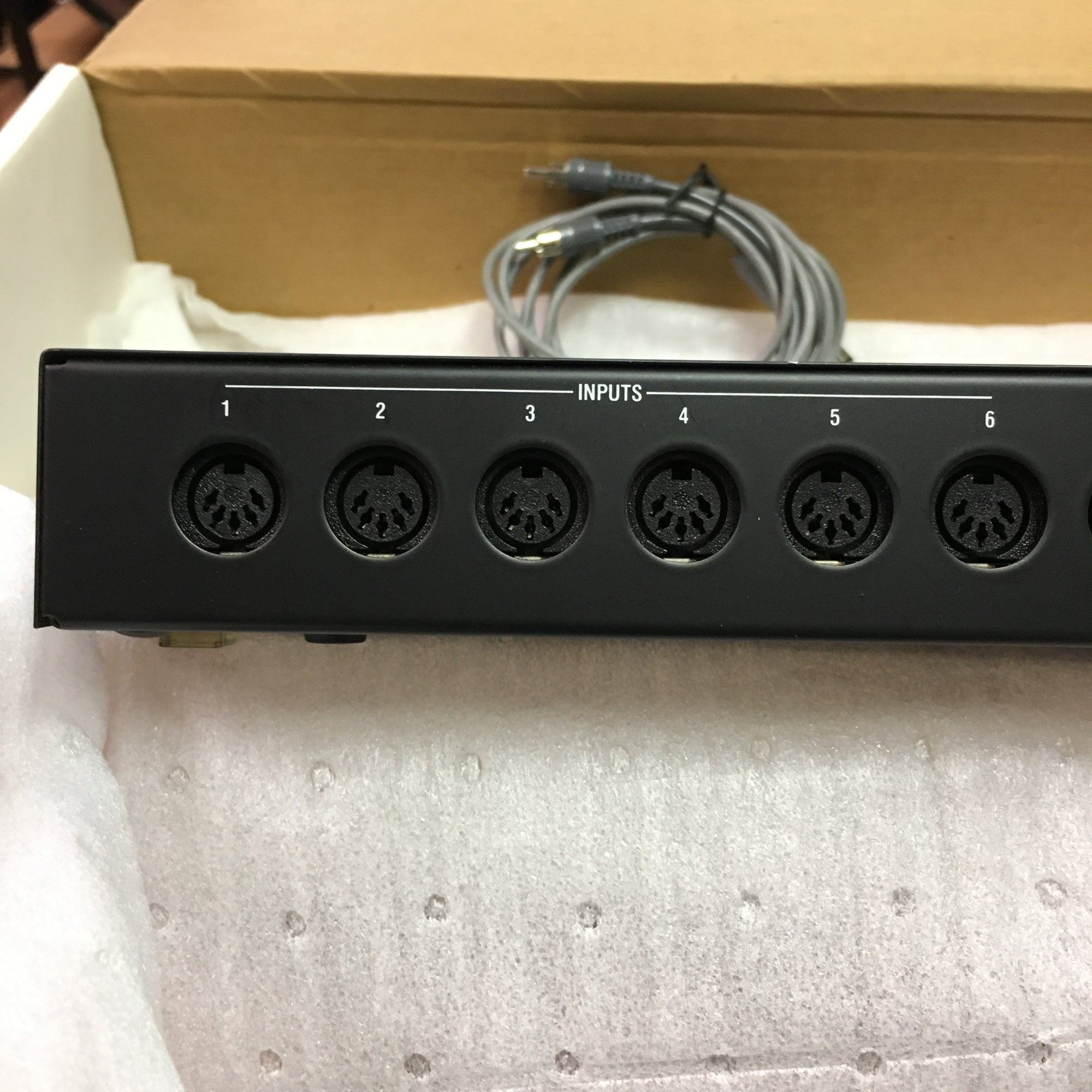 Digital Music Corp. MX8 Patchbay