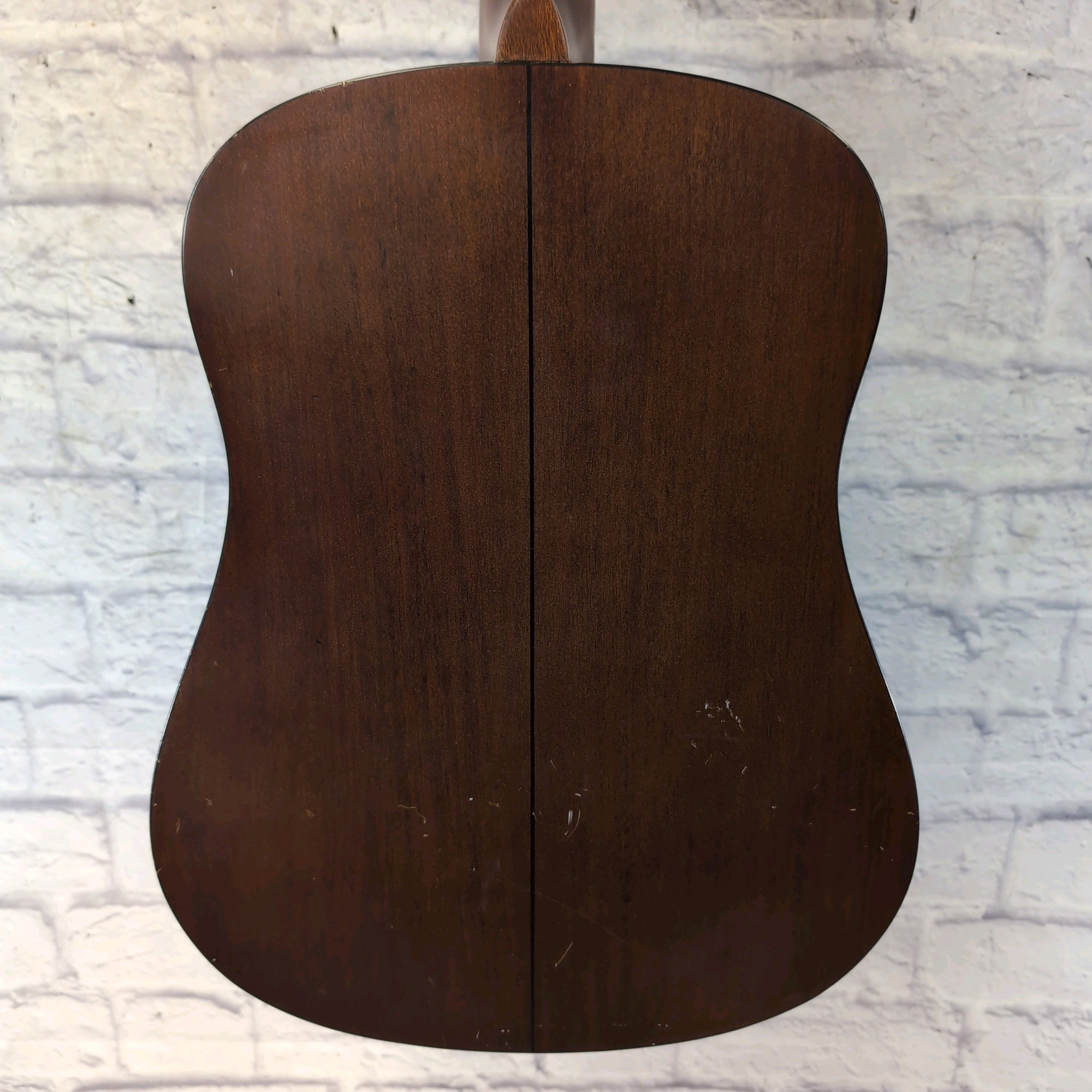 Mitchell MD50 Acoustic Guitar