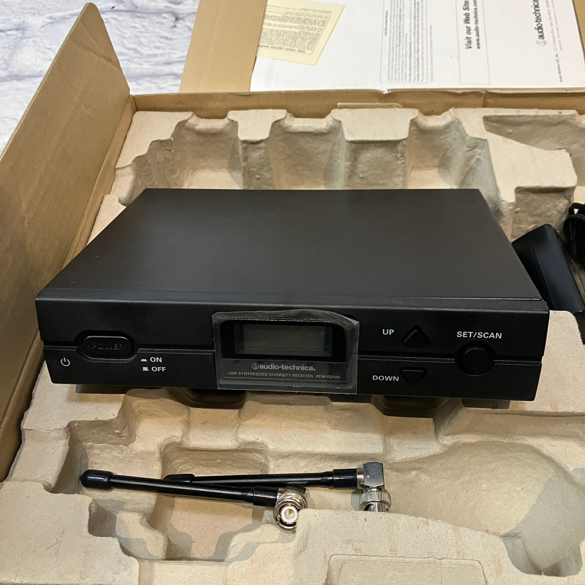 Audio Technica ATW-R2100 2000 Series UHF Wireless Receiver