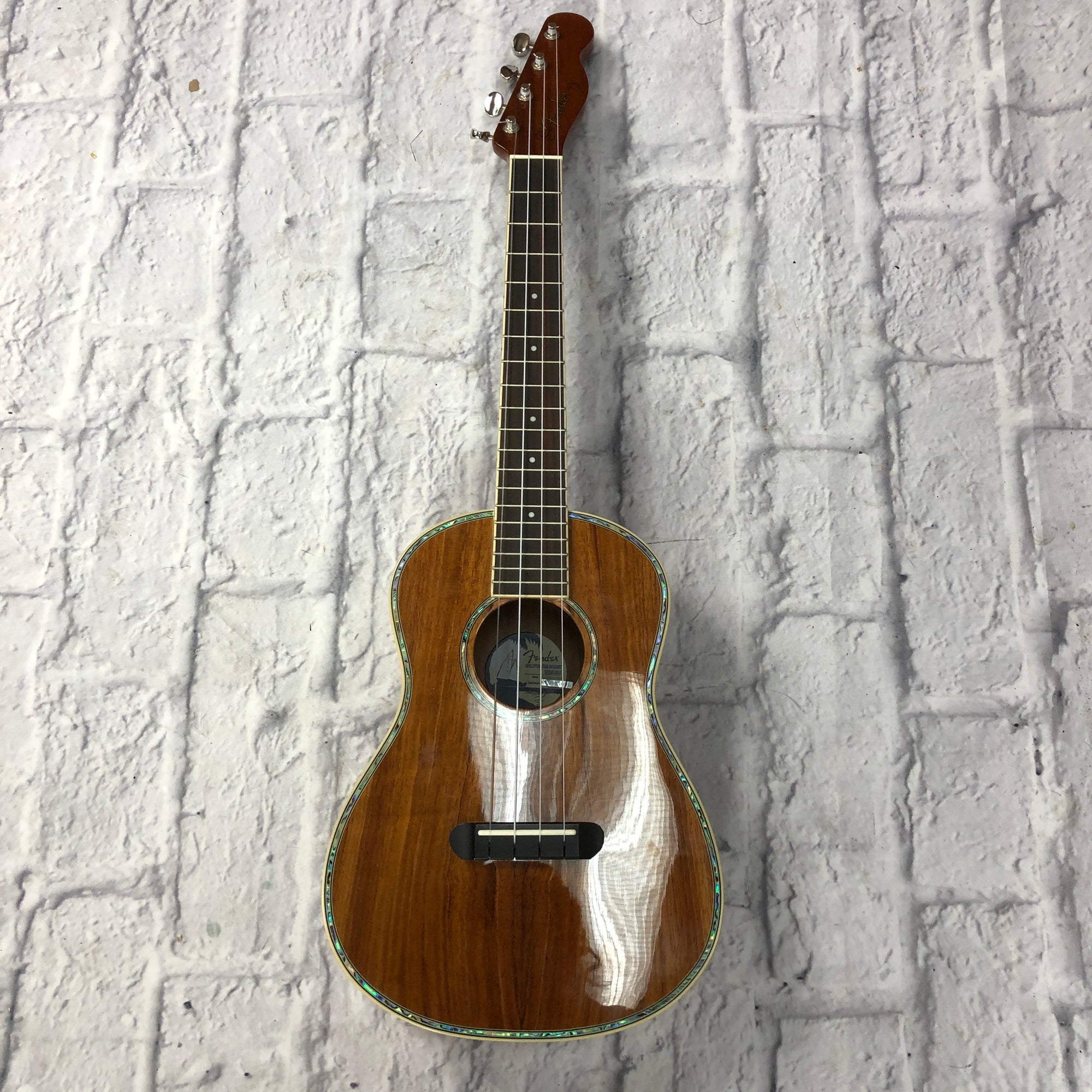 Fender California Coast Montecito Ukulele