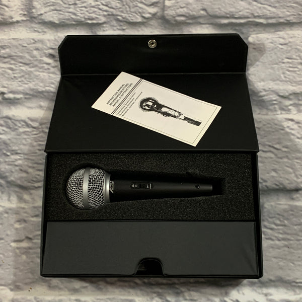Audio 2000's APM-150 Dynamic Microphone - Evolution Music