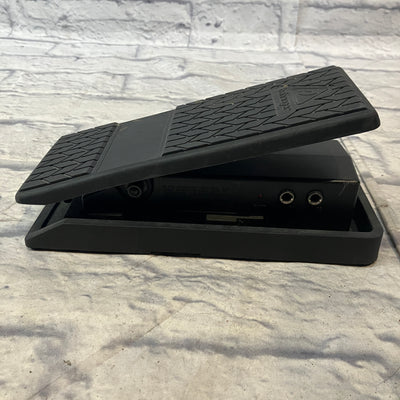 Behringer FCV100 Dual-Mode Foot Controller Volume Pedal