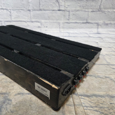 Unknown Solid Wood Pedalboard 30"x15" w/ Power and Audio Passthrough Pedal Board