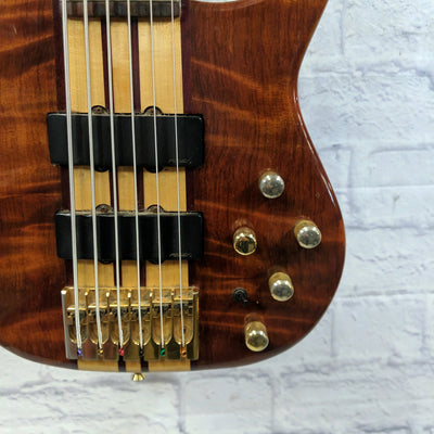 Peavey USA Cirrus 6 String Bass